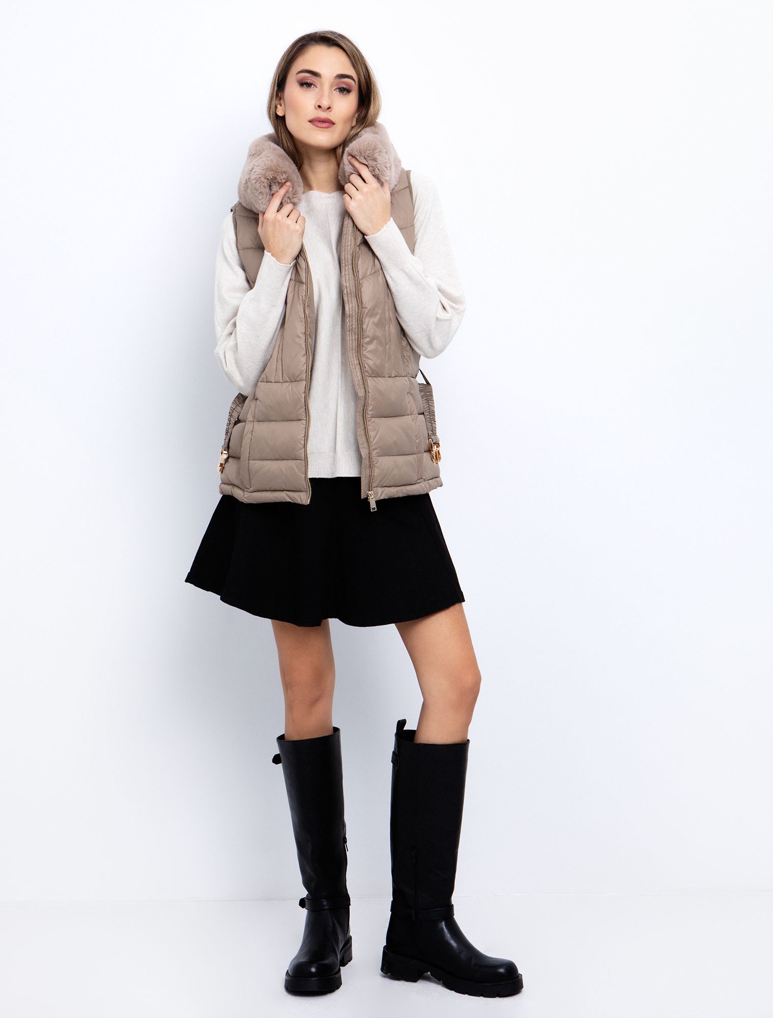 Καπιτονέ γιλέκο με ζώνη & γούνα