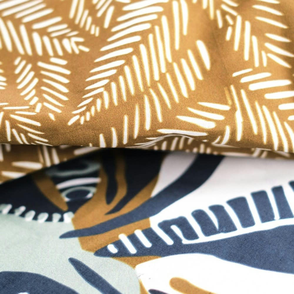 - Parure de couette 100% coton 57 fils imprimée 260x240 2 taies