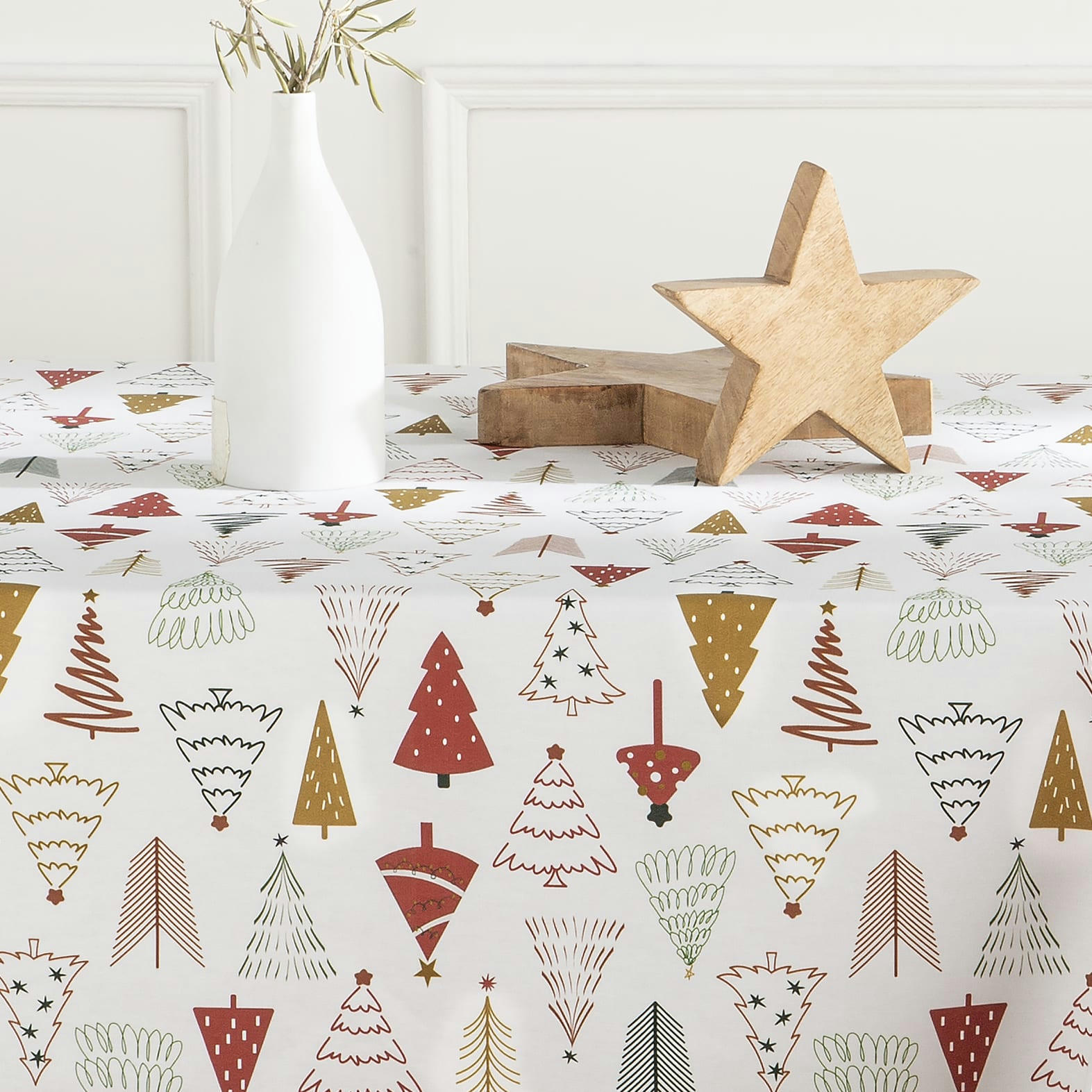 COLLECTION DE NOËL IMPRIMÉE - Nappe en coton antitâche dessin de nöel multicolore 140x240 cm