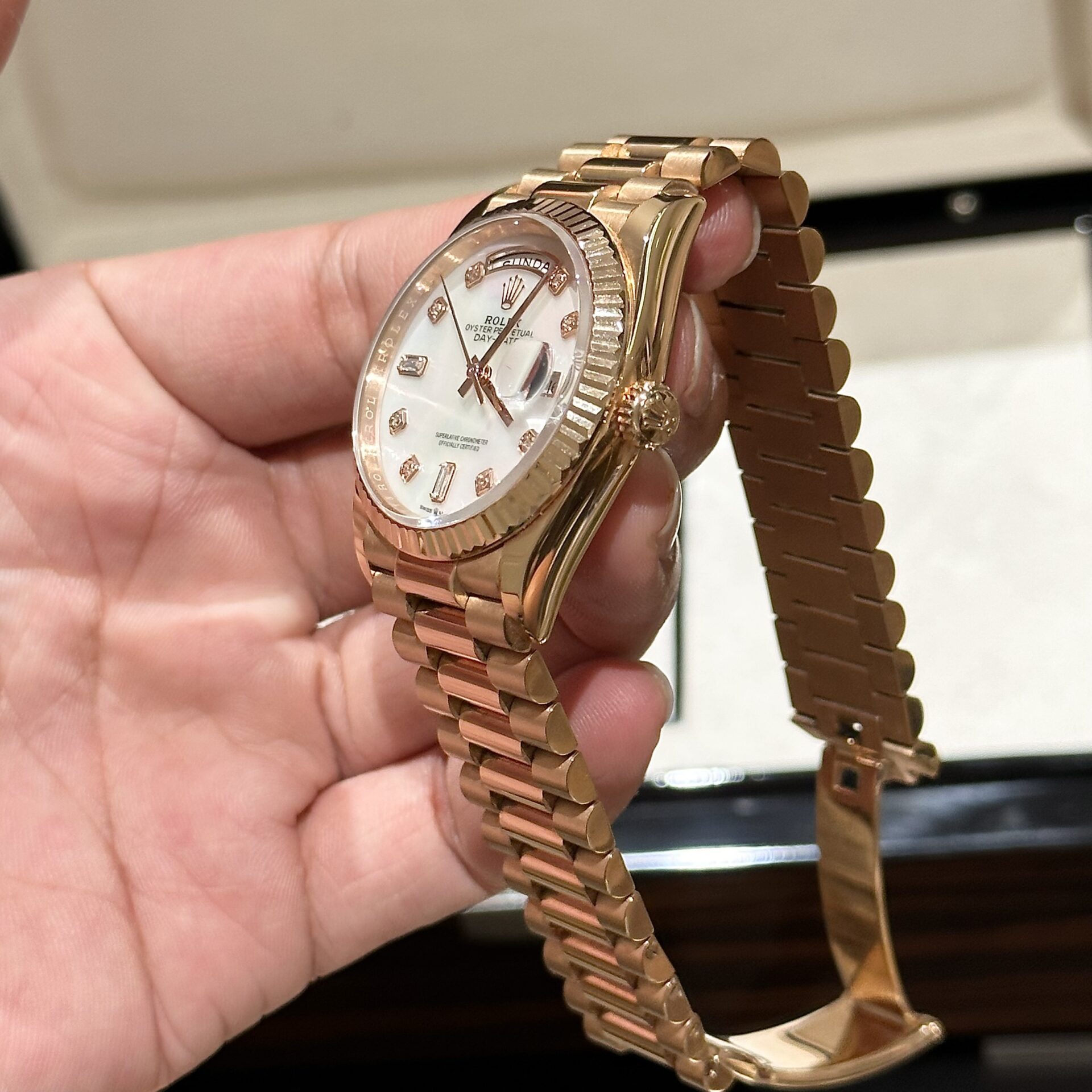 Rolex Day-Date RG Plated MOP Dial CZ Diamonds 36mm EWF Replica