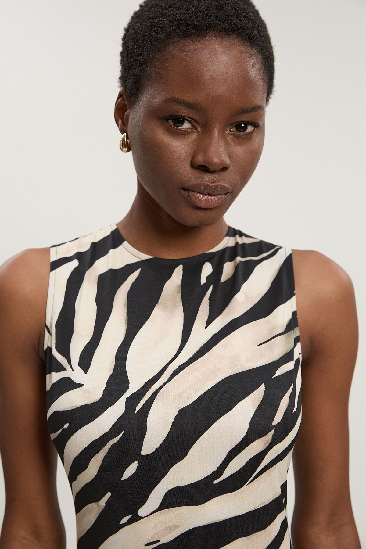 KarenMillen Zebra Print Crepe Crepe Pleated Maxi Dress