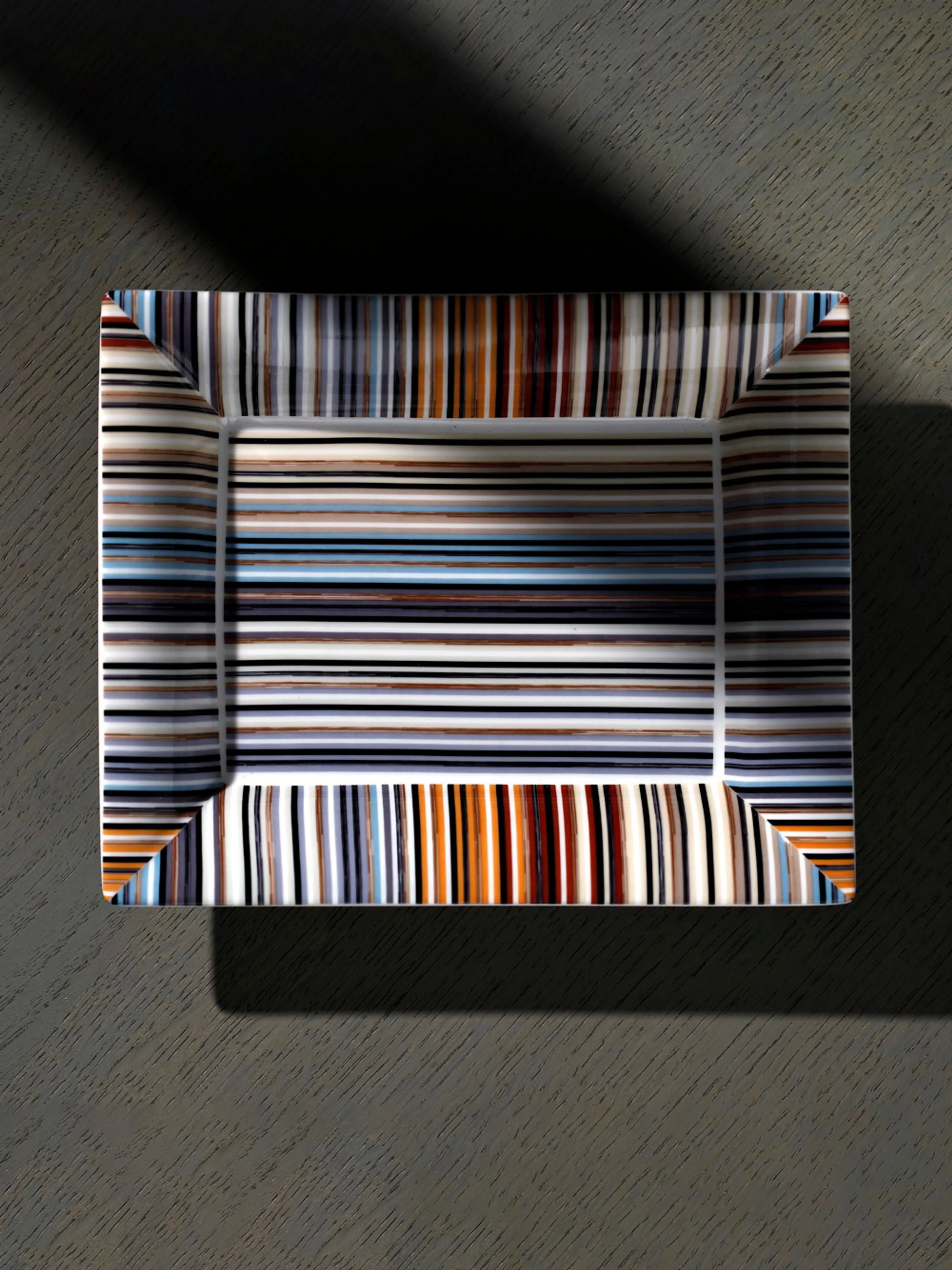 Serviertablett Jenkins aus Fine Bone China