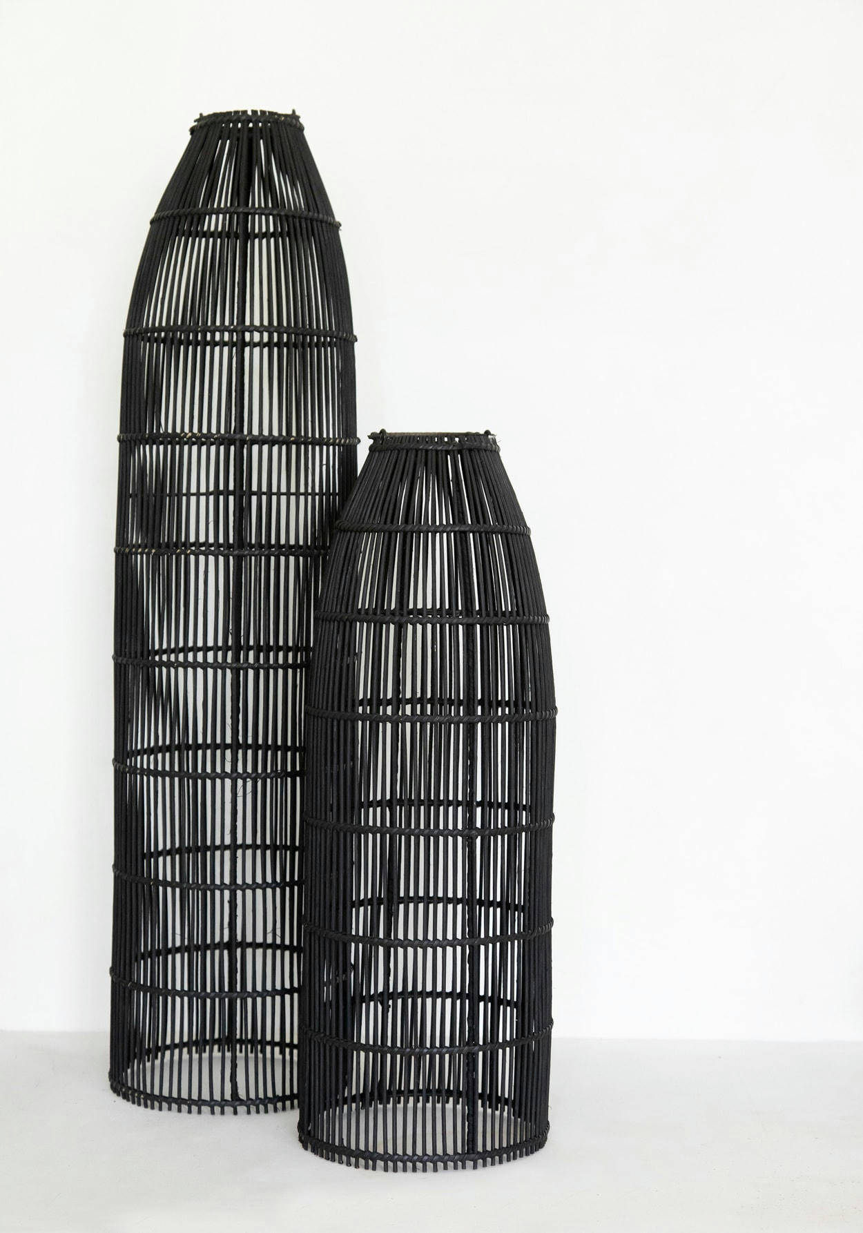 FISH TRAP - Abat-jour en rotin noir 23x90