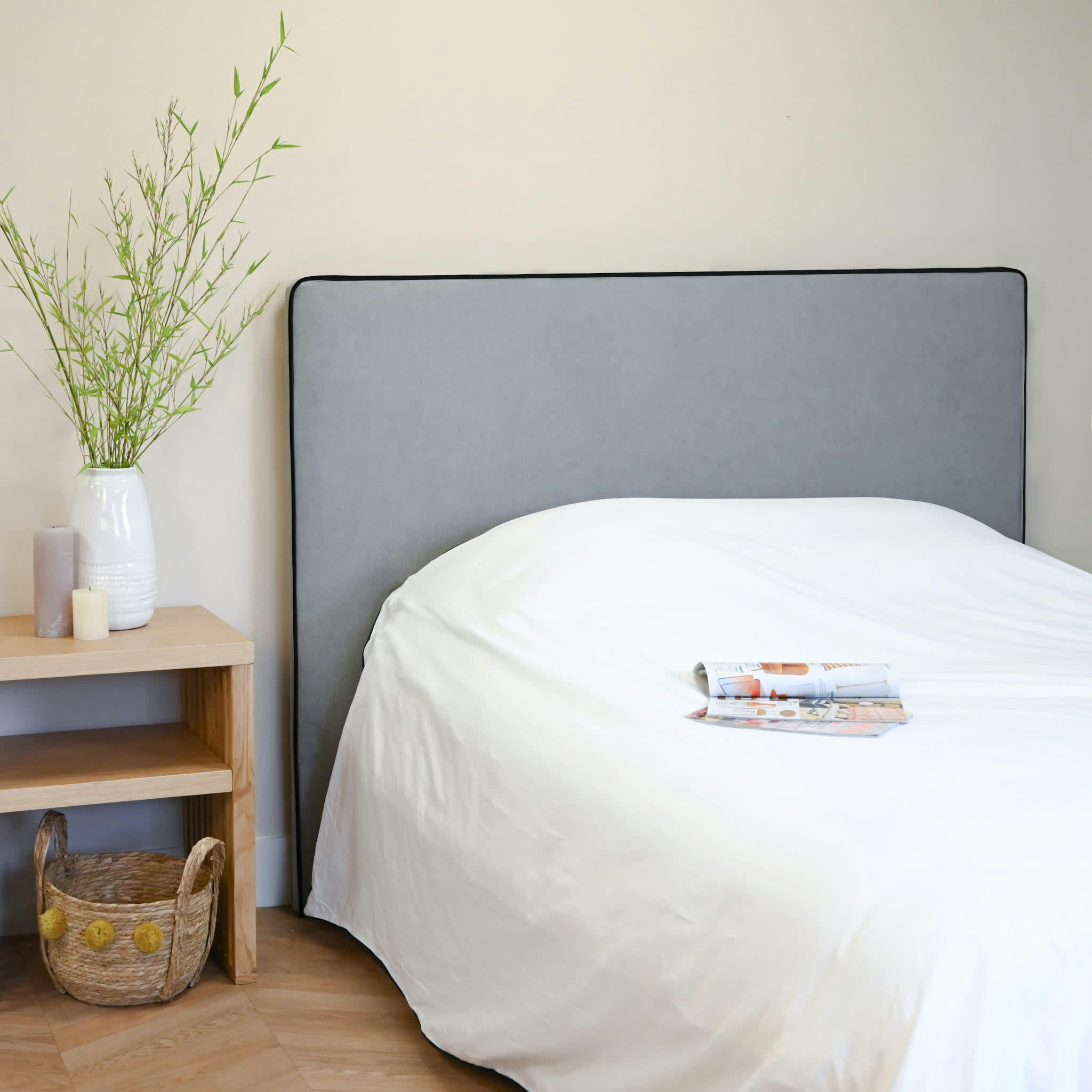 - Tête de lit en tissu gris clair 145 cm