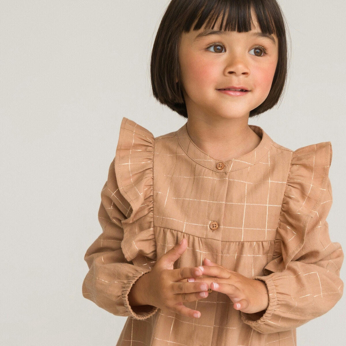 Robe manches longues à carreaux et à volants