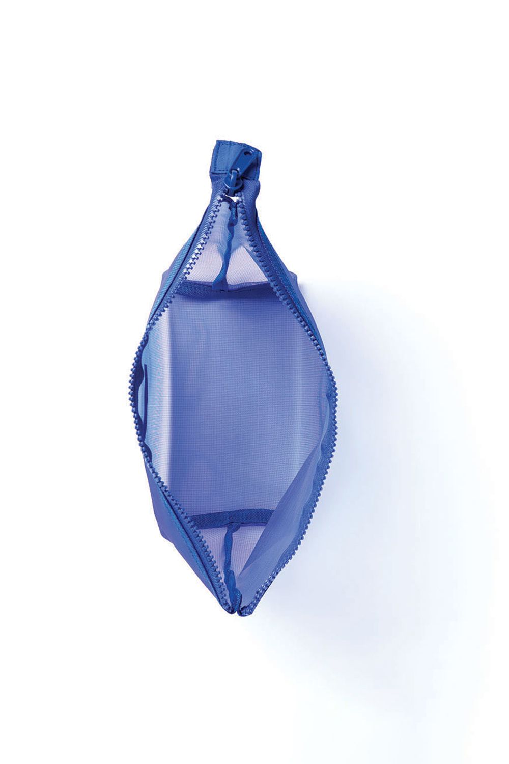 The Flat Lay Co Mesh Essential Makeup Pouch - Cobalt Blue
