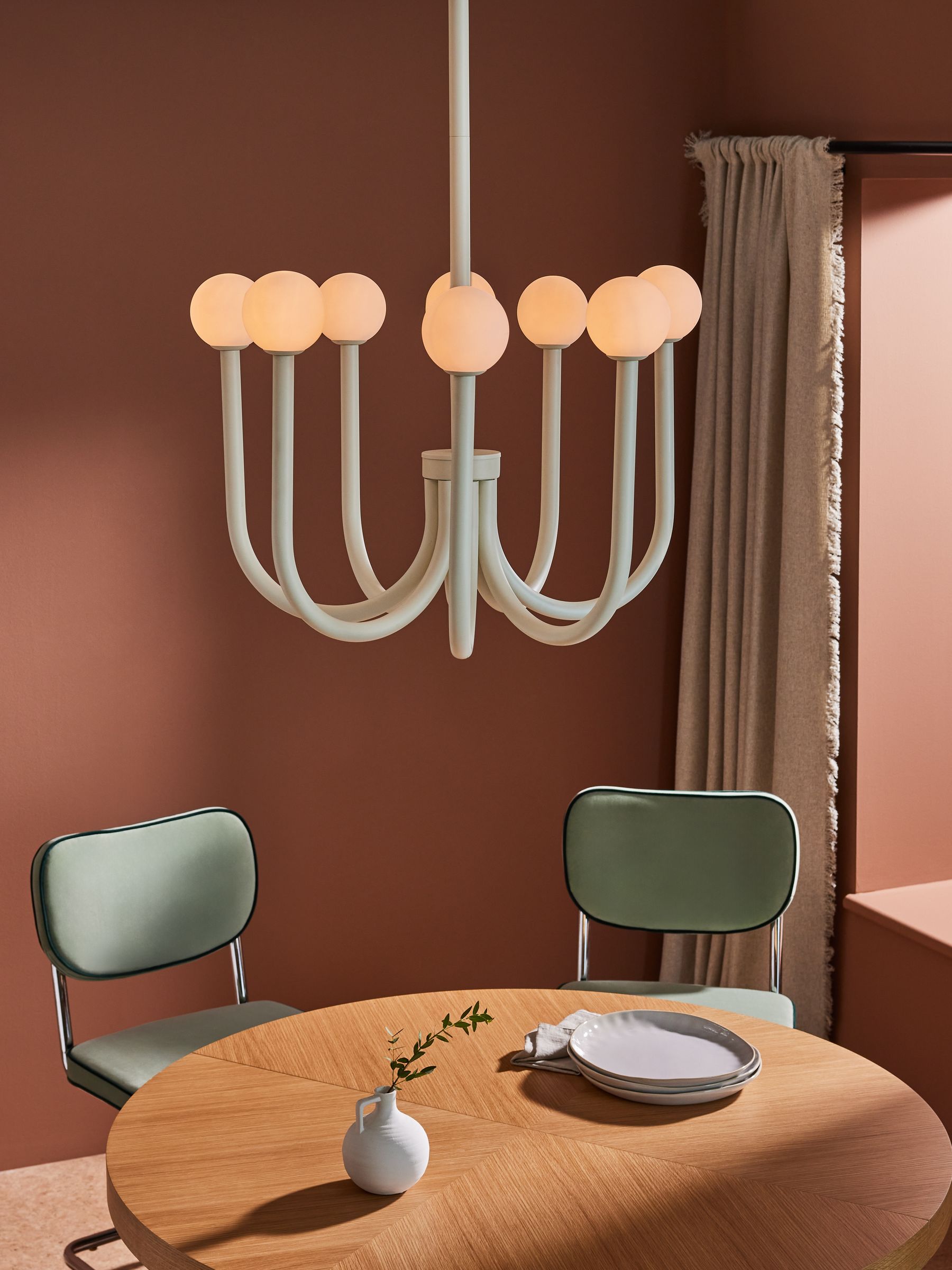 Graysen Chandelier in Cream