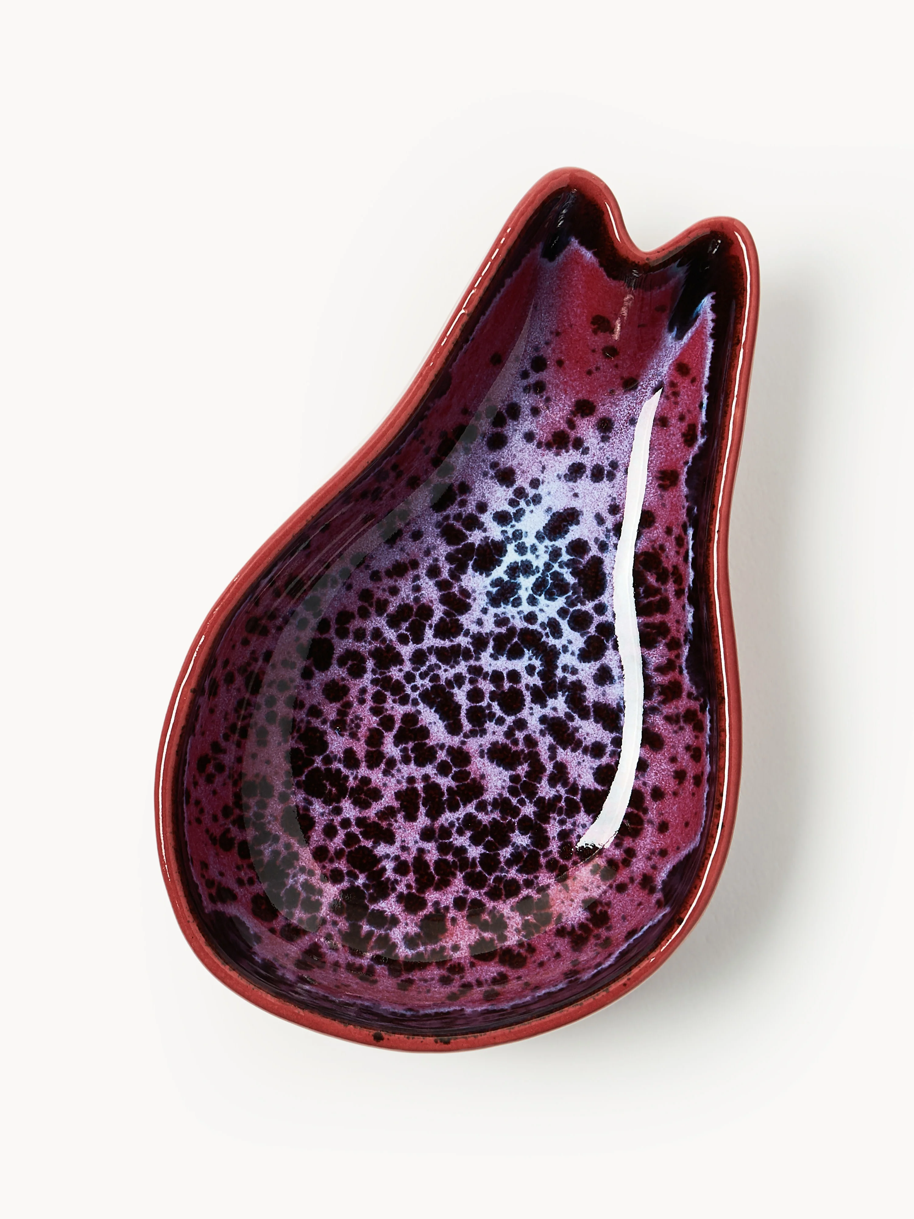 Handgefertigte Servierschale Shell aus Steinzeug
