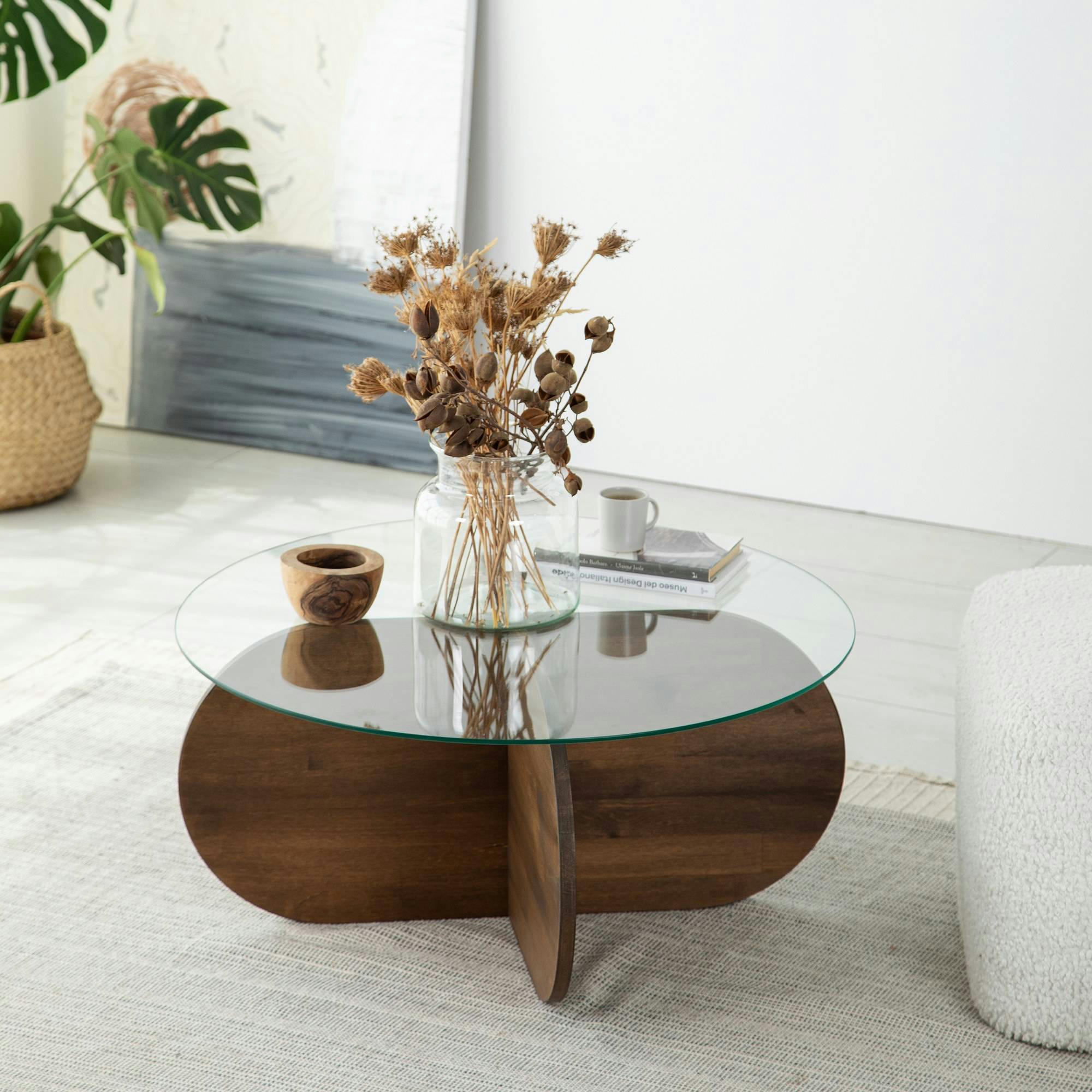VENAS - Table basse design d75cm pin massif foncé et verre trompé transparent