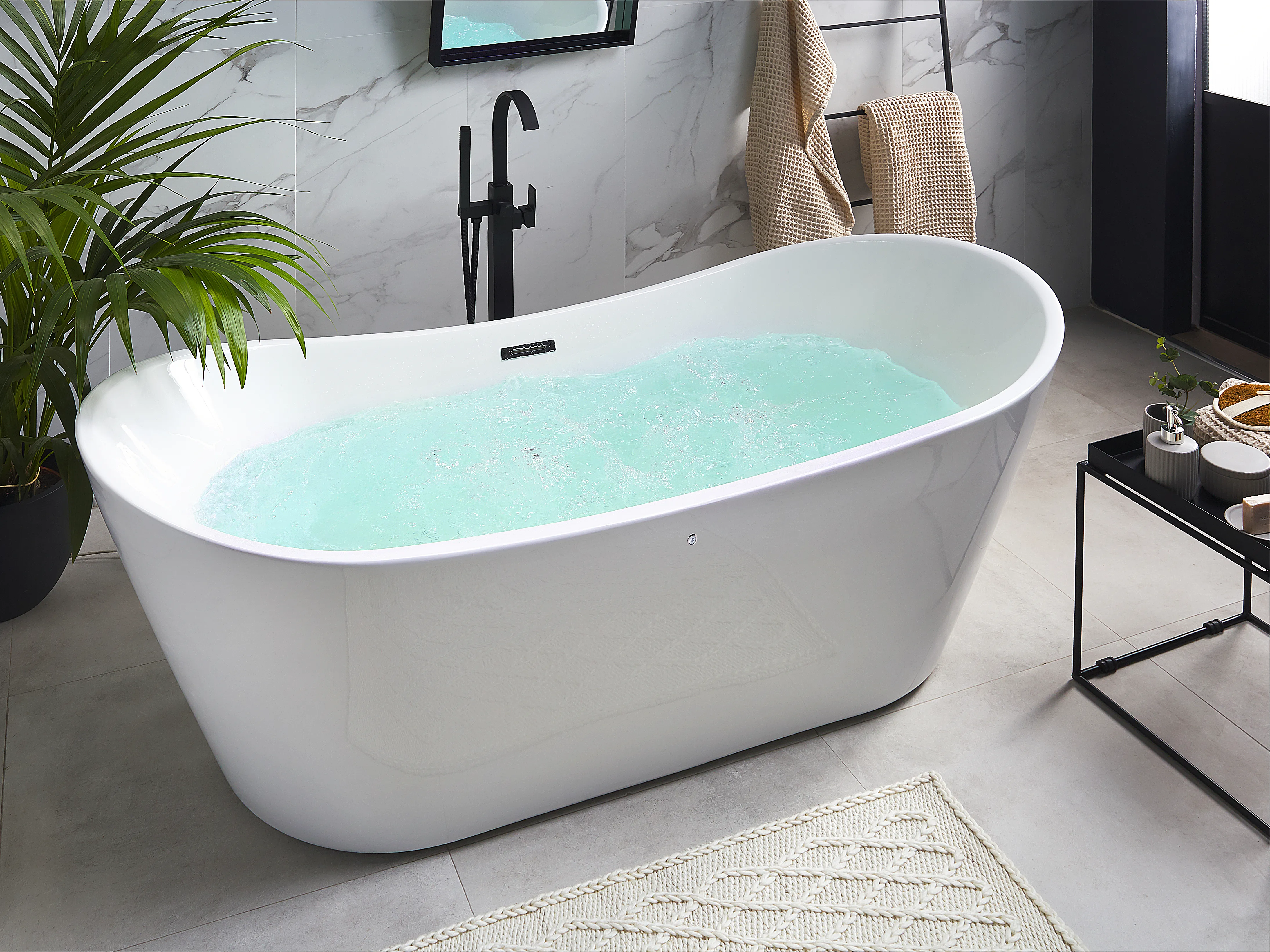 Freestanding Hot Tub with LED ANTIGUA 1680 x 800 mm White
