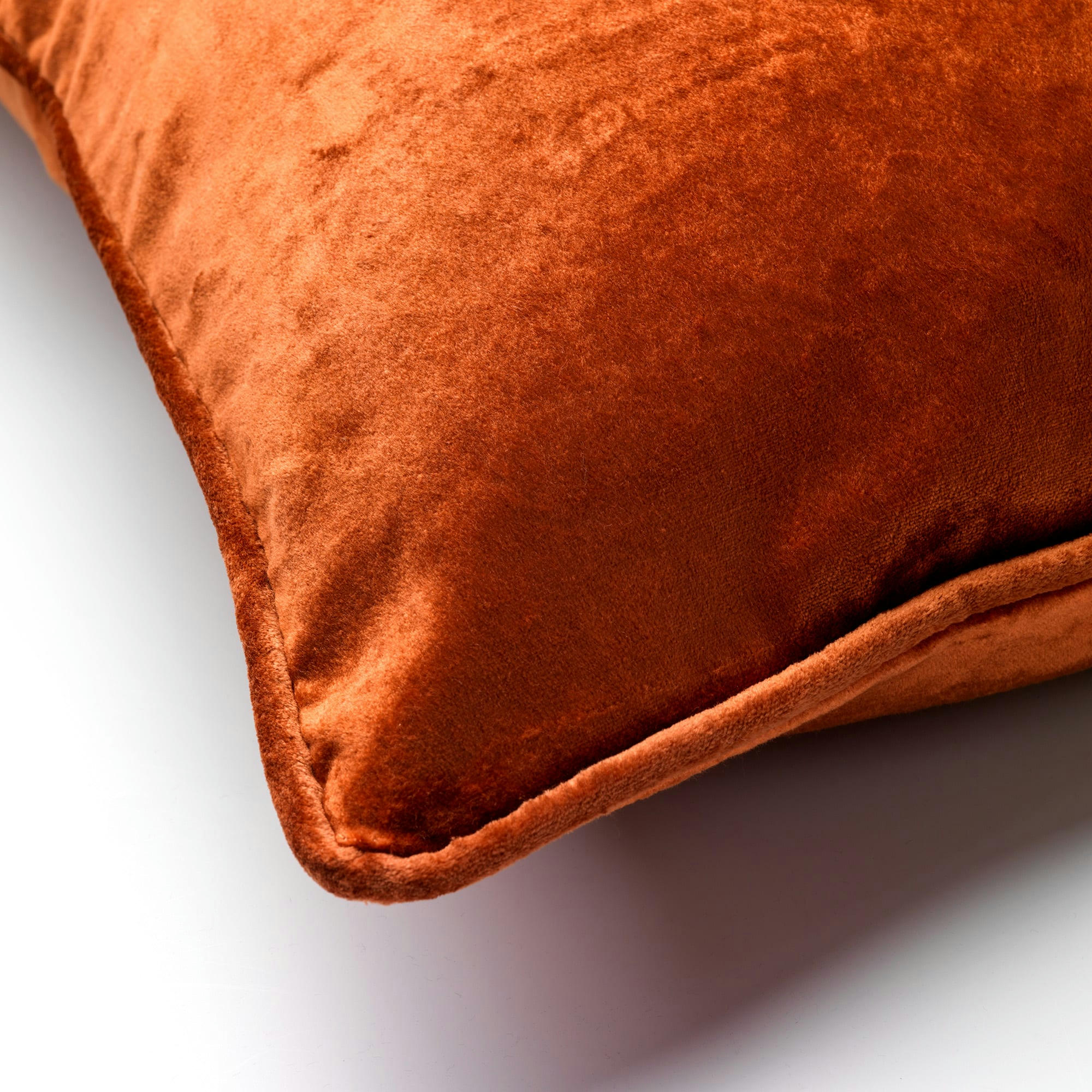 - Coussin orange en velours 50x50 cm uni