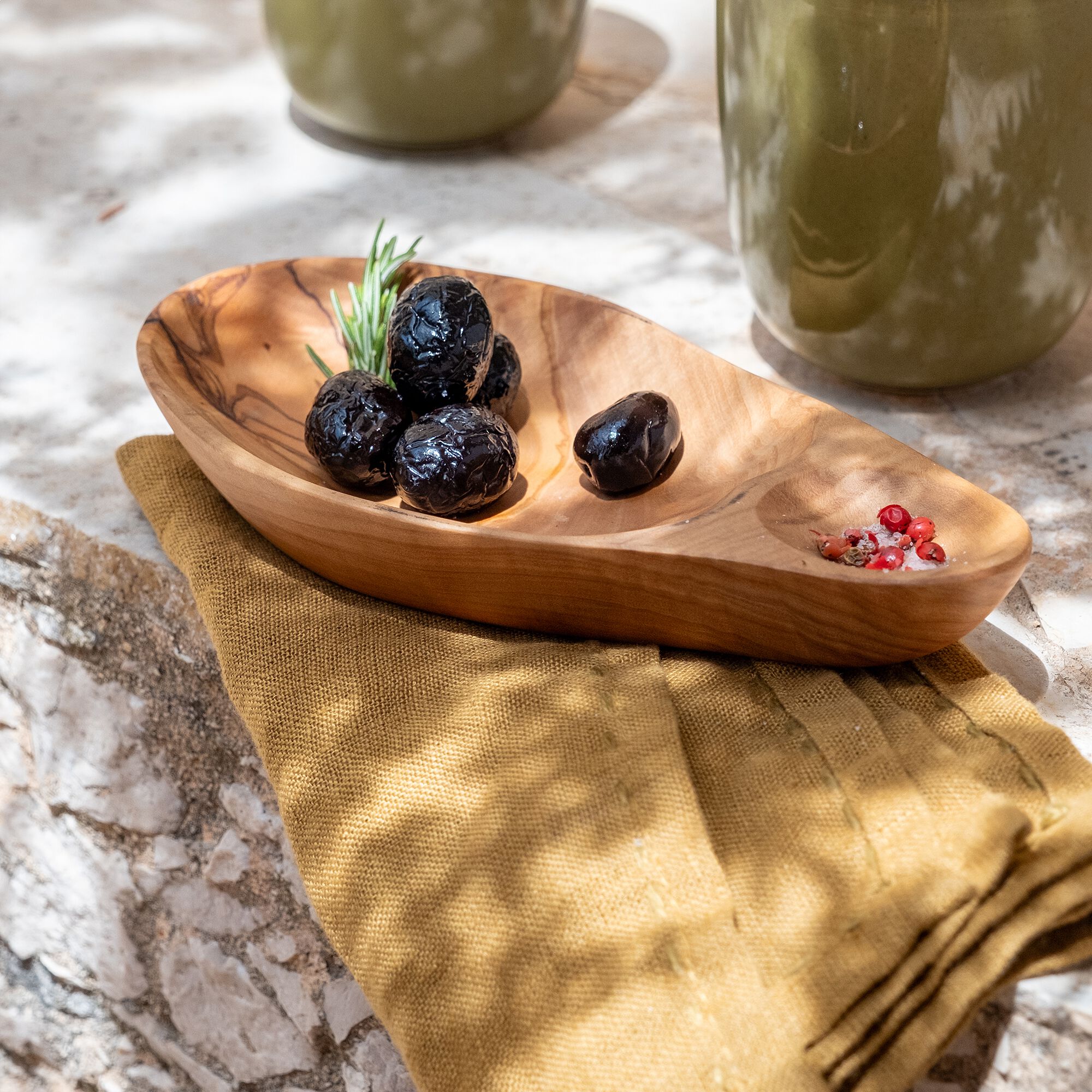 OLIVE - Plat à olives en bois d'olivier L17cm - naturel