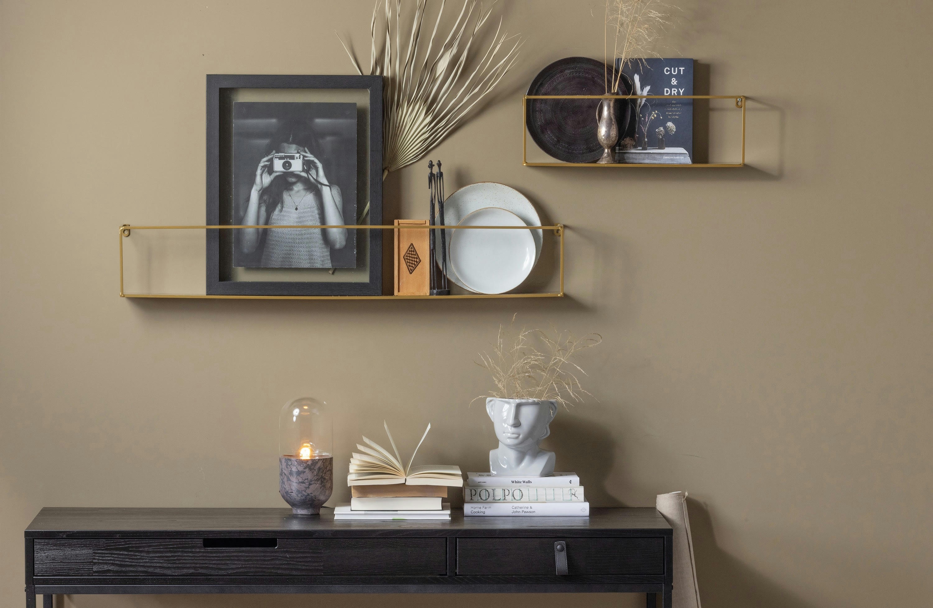 MEERT - Grande etagère en métal dorée