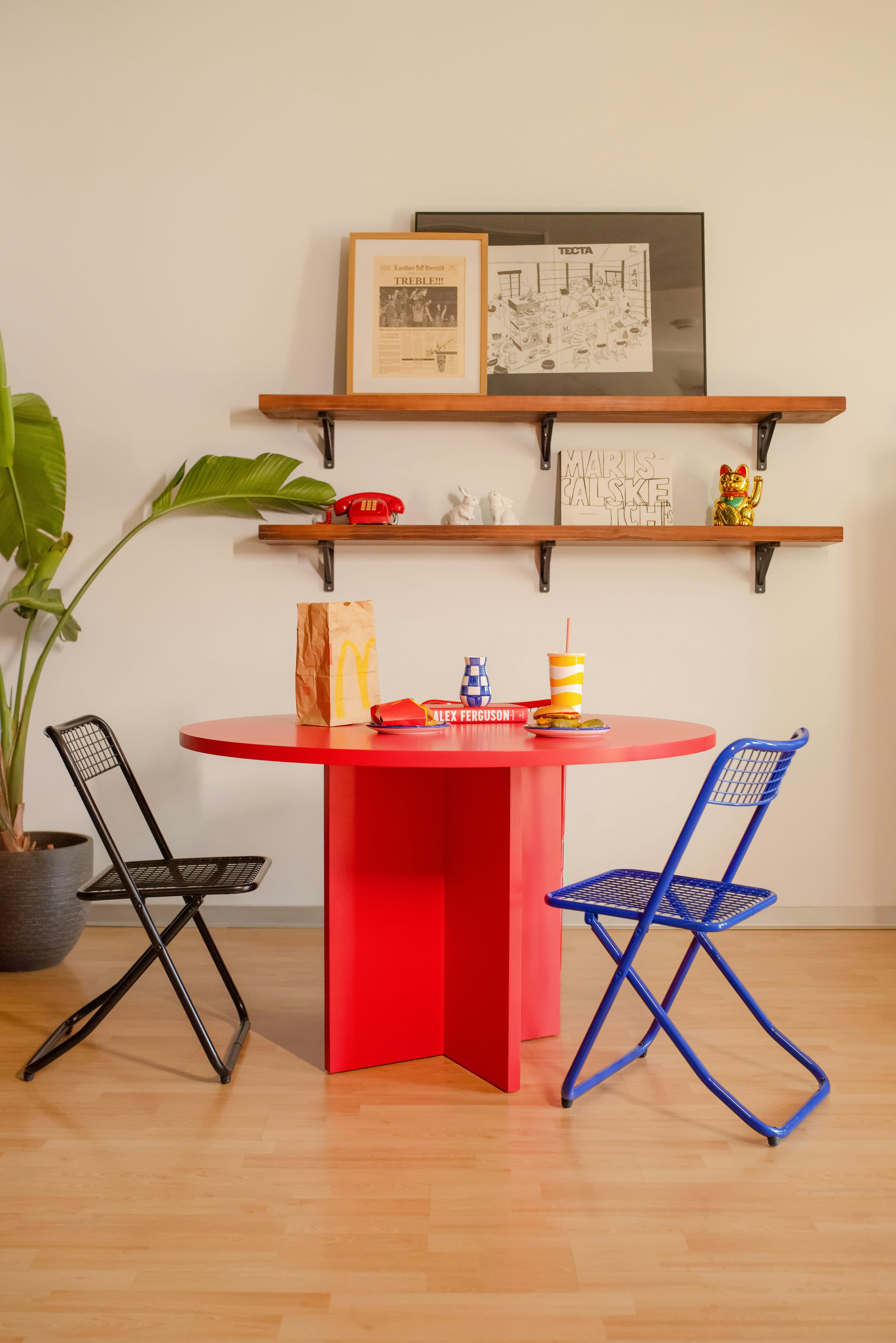 BLOCKIE-MATILDA - Table à manger ronde laquée en MDF de 3cm Rouge Flamme 120cm