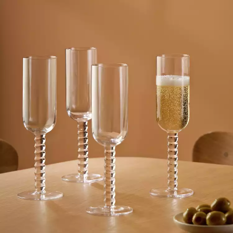 Habitat Bobbin Set of 4 Champagne Glasses - Clear