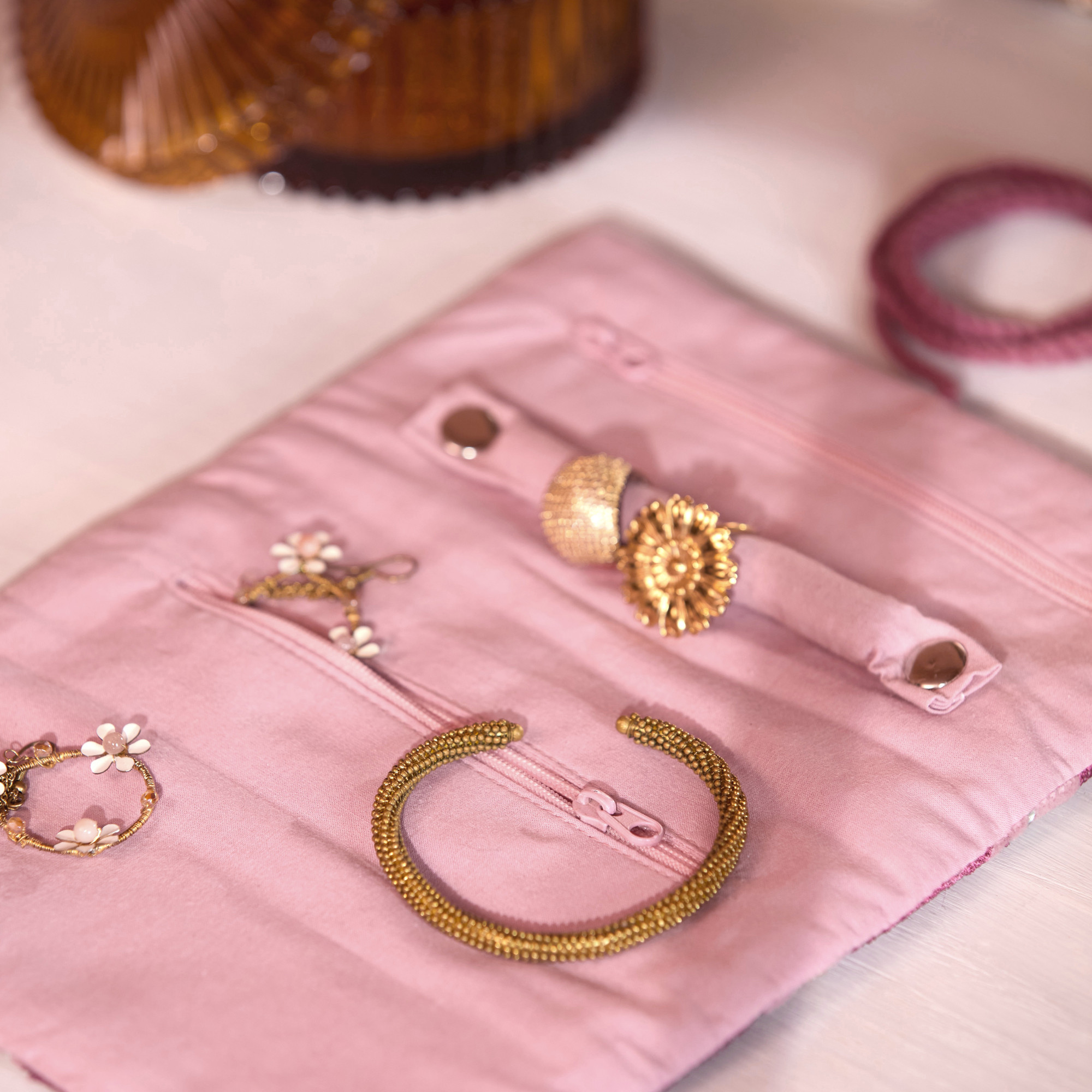 Pochette à bijoux velours brodéRêve de lotus