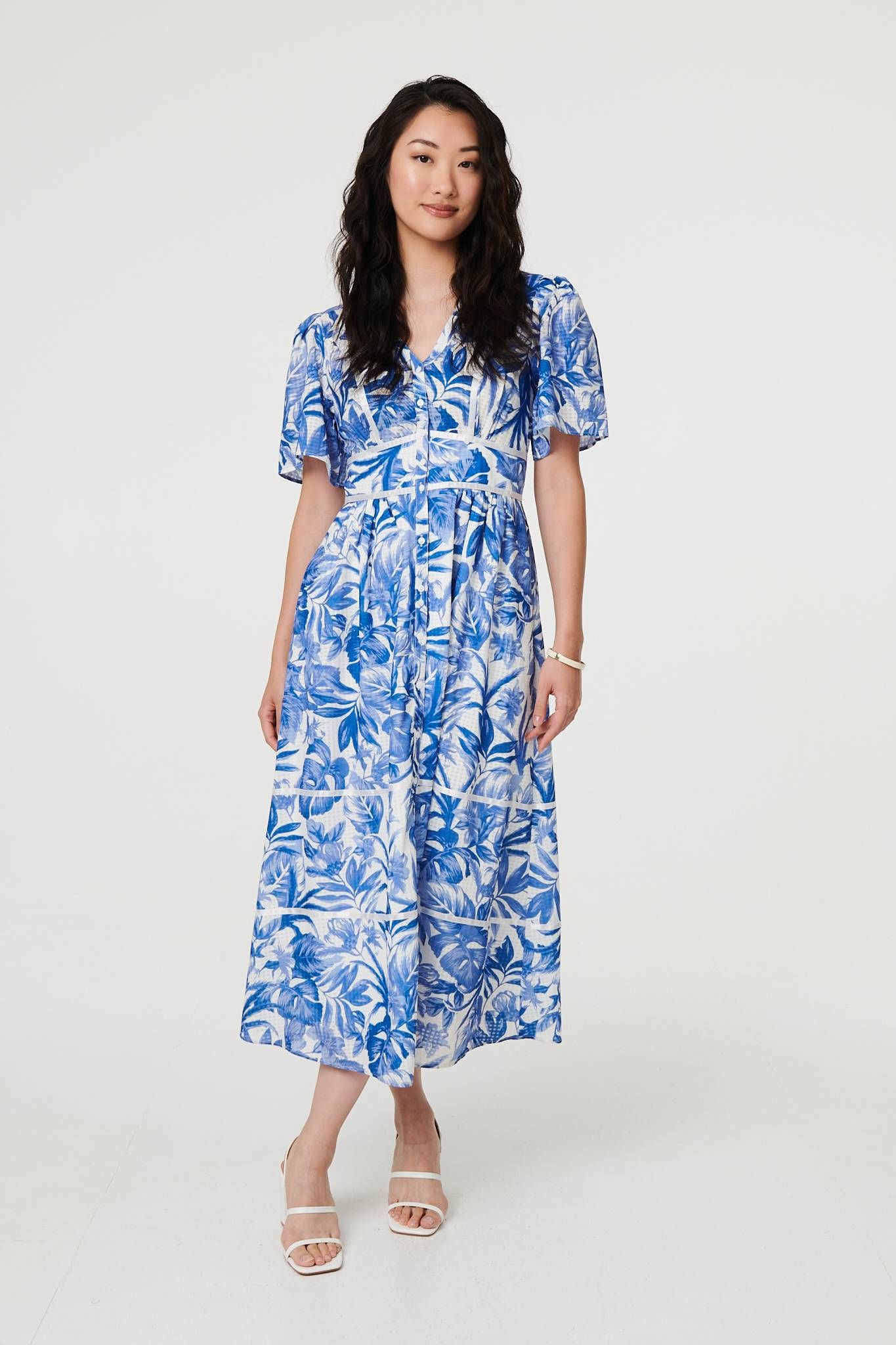 Izabel London Leaf Print 1/2 Sleeve Tiered Midi Dress