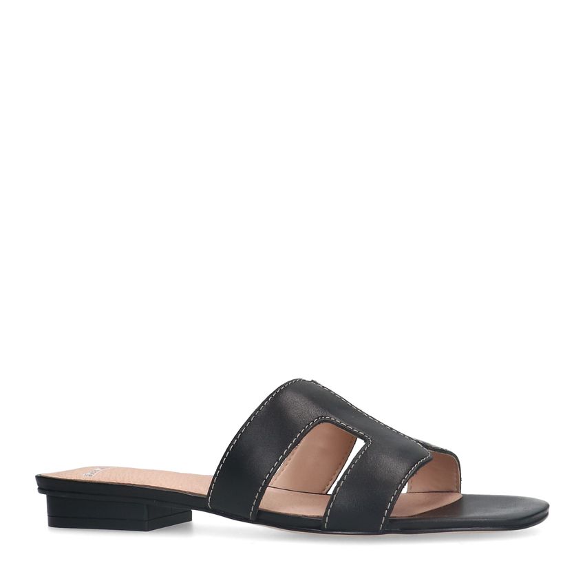 Manfield Zwarte leren slippers