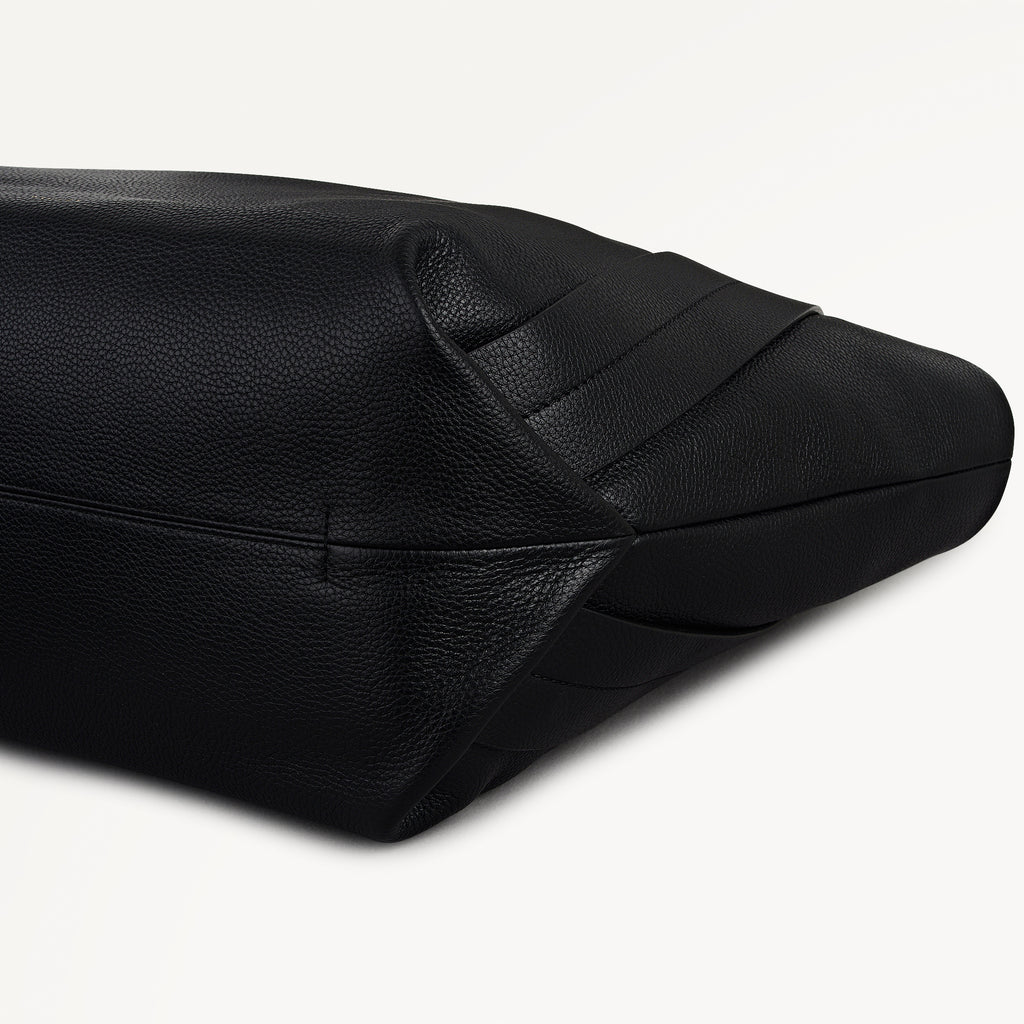 The Evie - Large Ziptop Shoulder