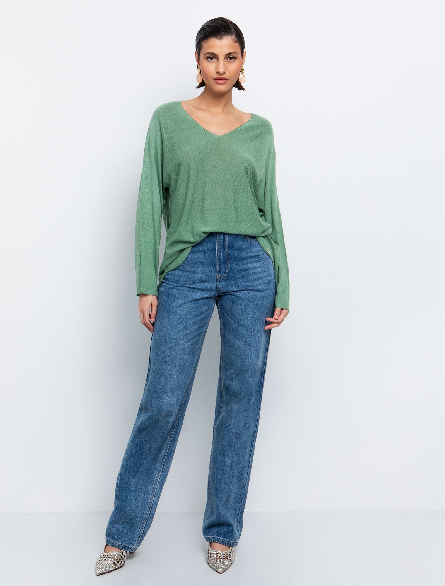 Oversized πλεκτή μπλούζα με V