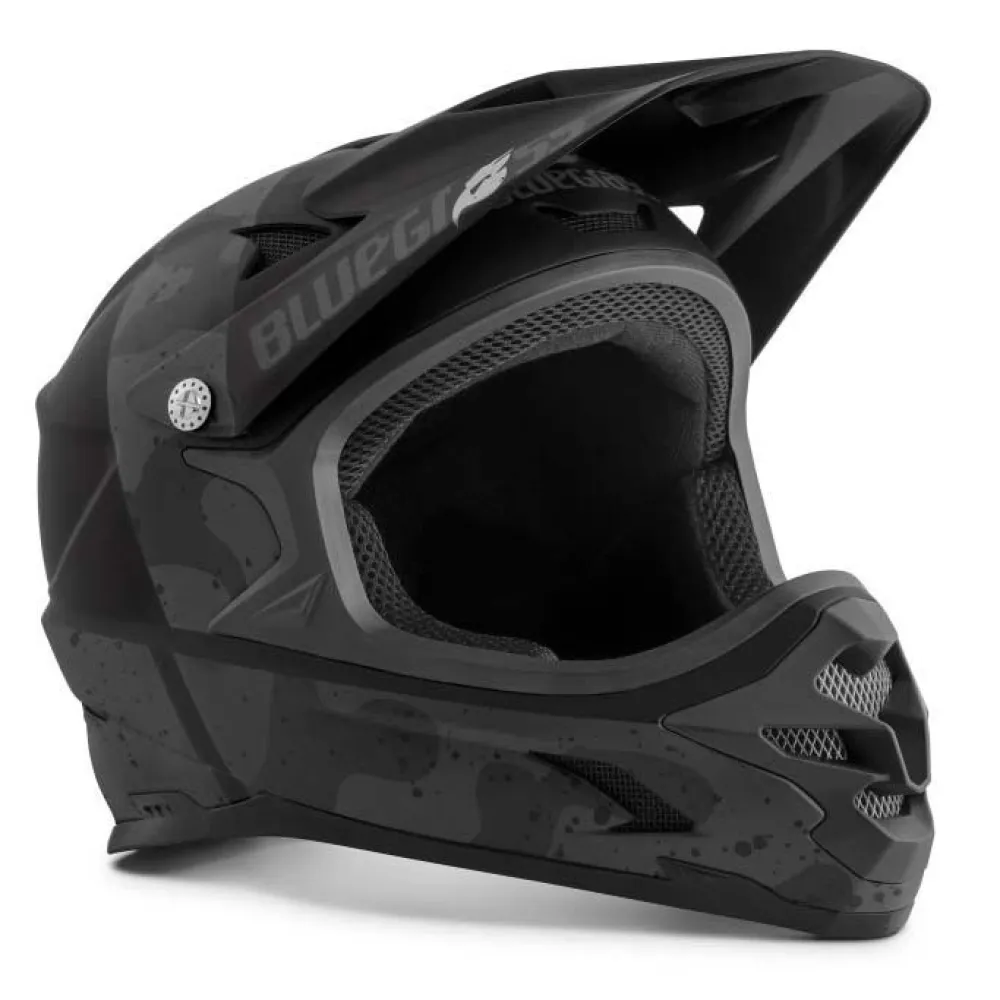 Bluegrass Intox downhill helmet