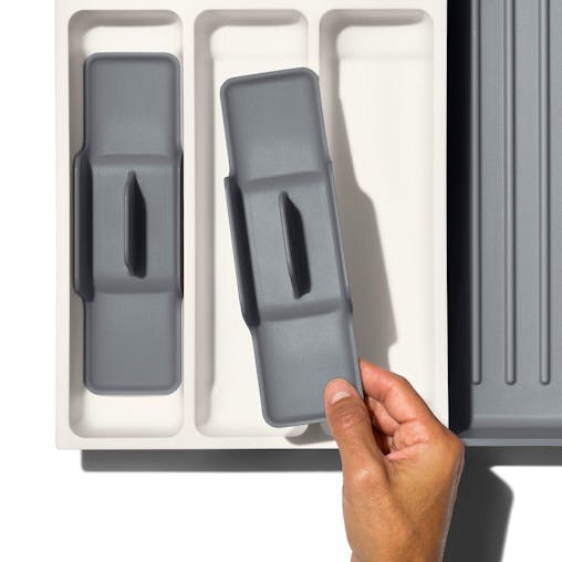 OXO Good Grips Expandable Utensil Organiser Cutlery Tray