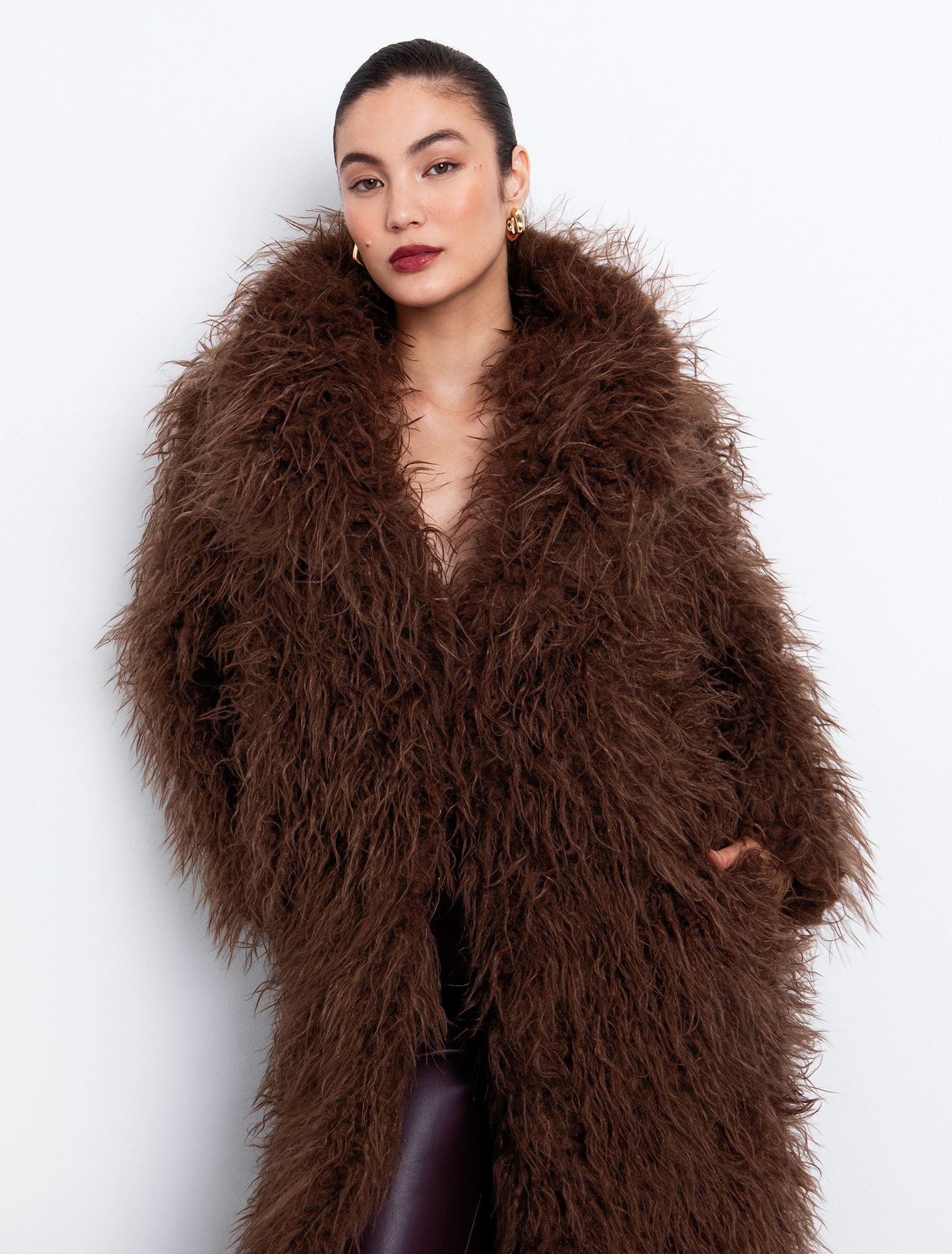 Oversized γούνα με γιακά