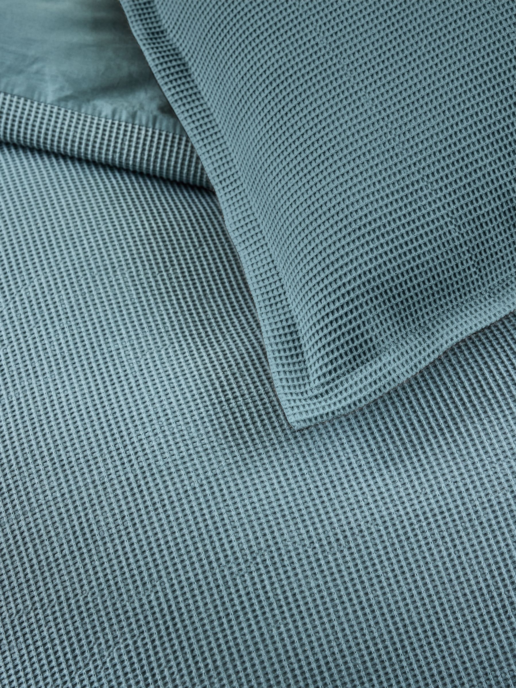 Waffle 100% Cotton Duvet Cover and Pillowcase Set in Marine Blue