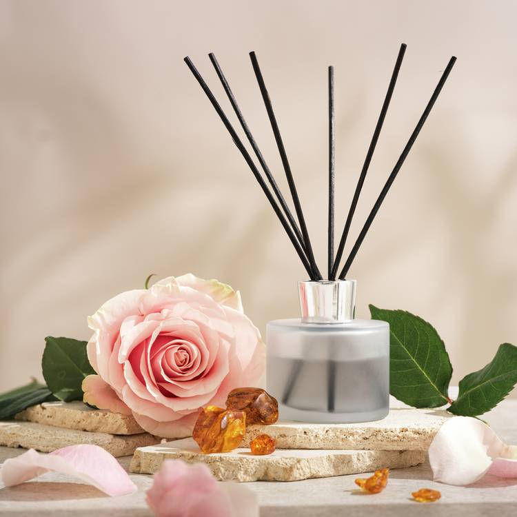 Habitat 90mlReed Diffuser - Velvet Rose & Amber