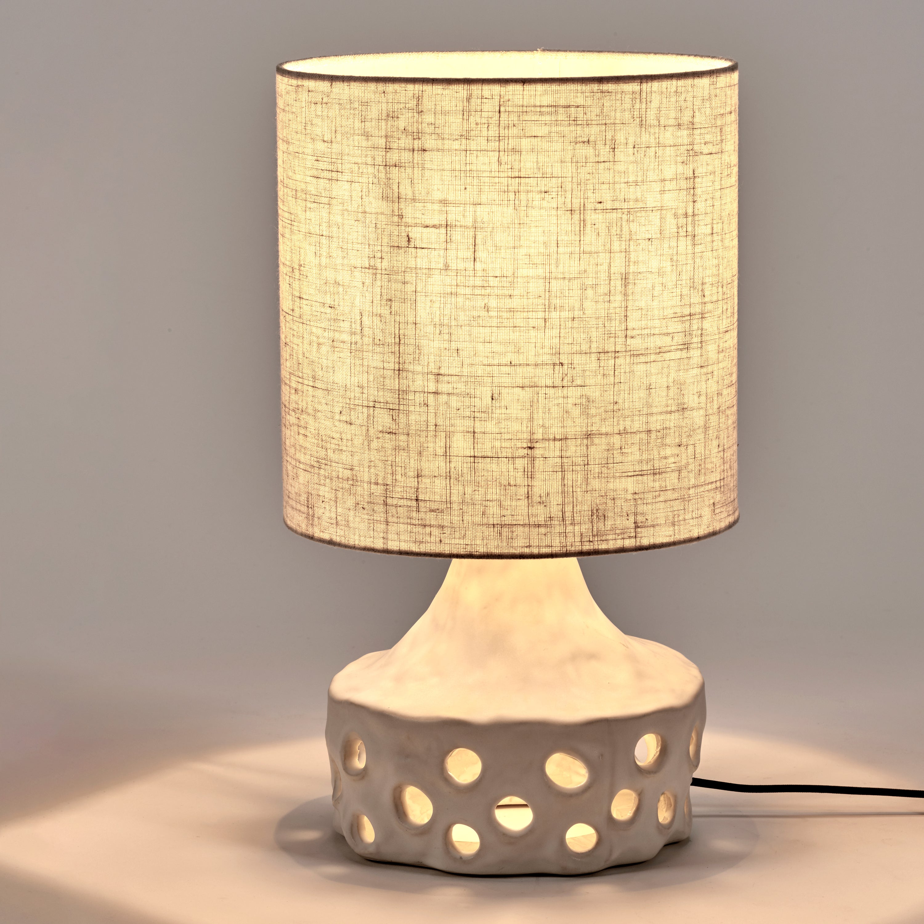 SERAX - Sophie Casier - Oya Tafellamp Ø 25 cm - Beige/Hoekig