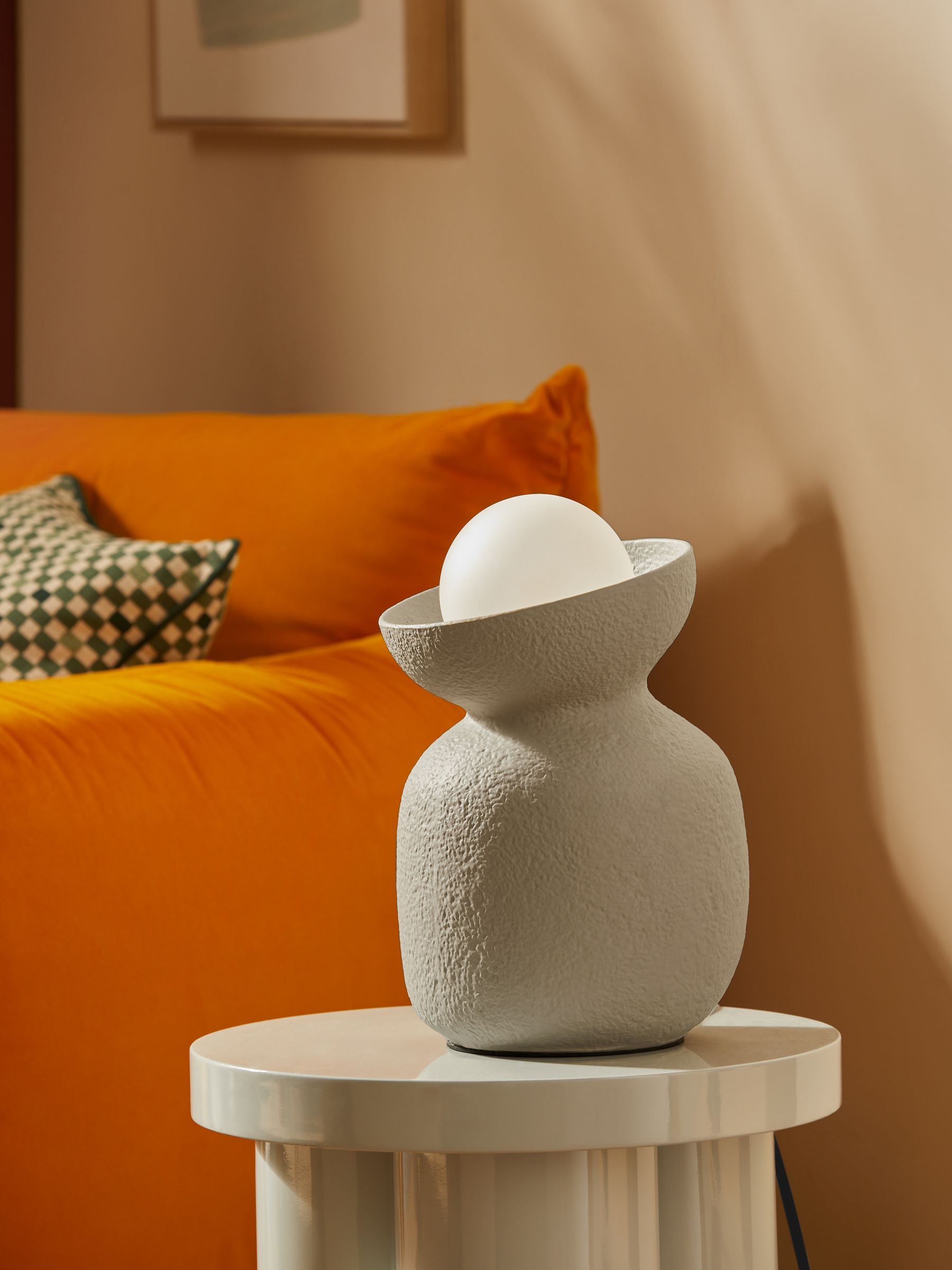 Vera Table Lamp in Cream