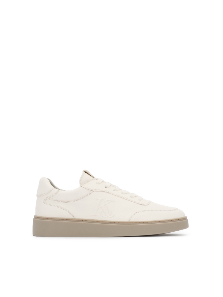 Sneakers in natural leather in off-white shade