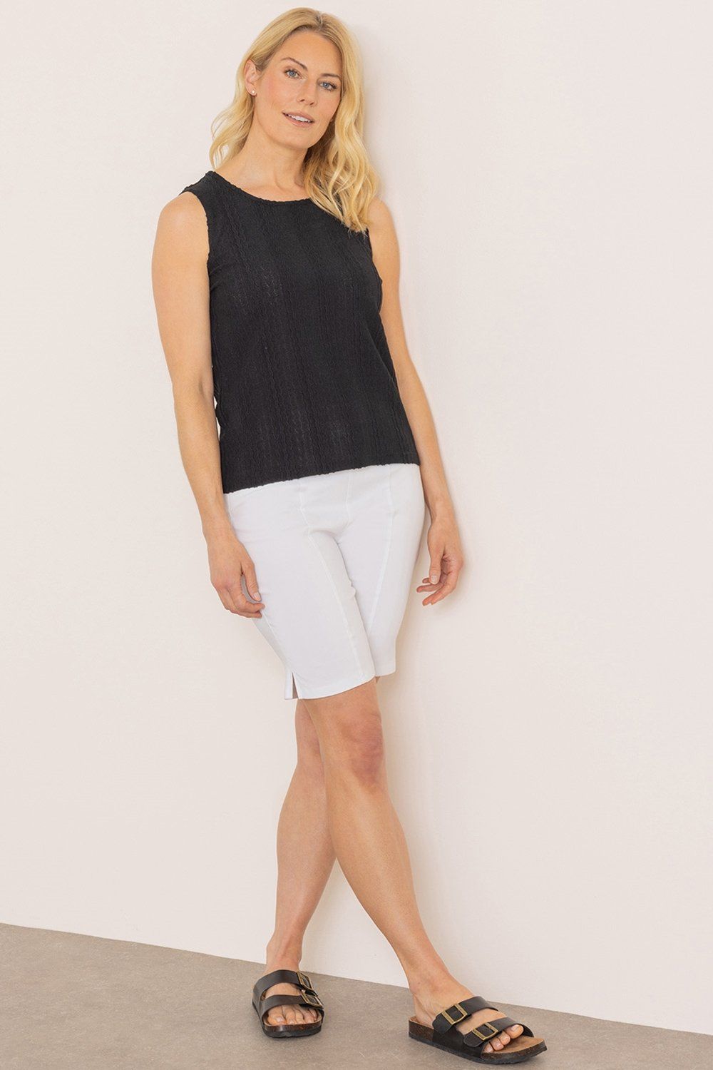 Klass. Sleeveless Textured Top