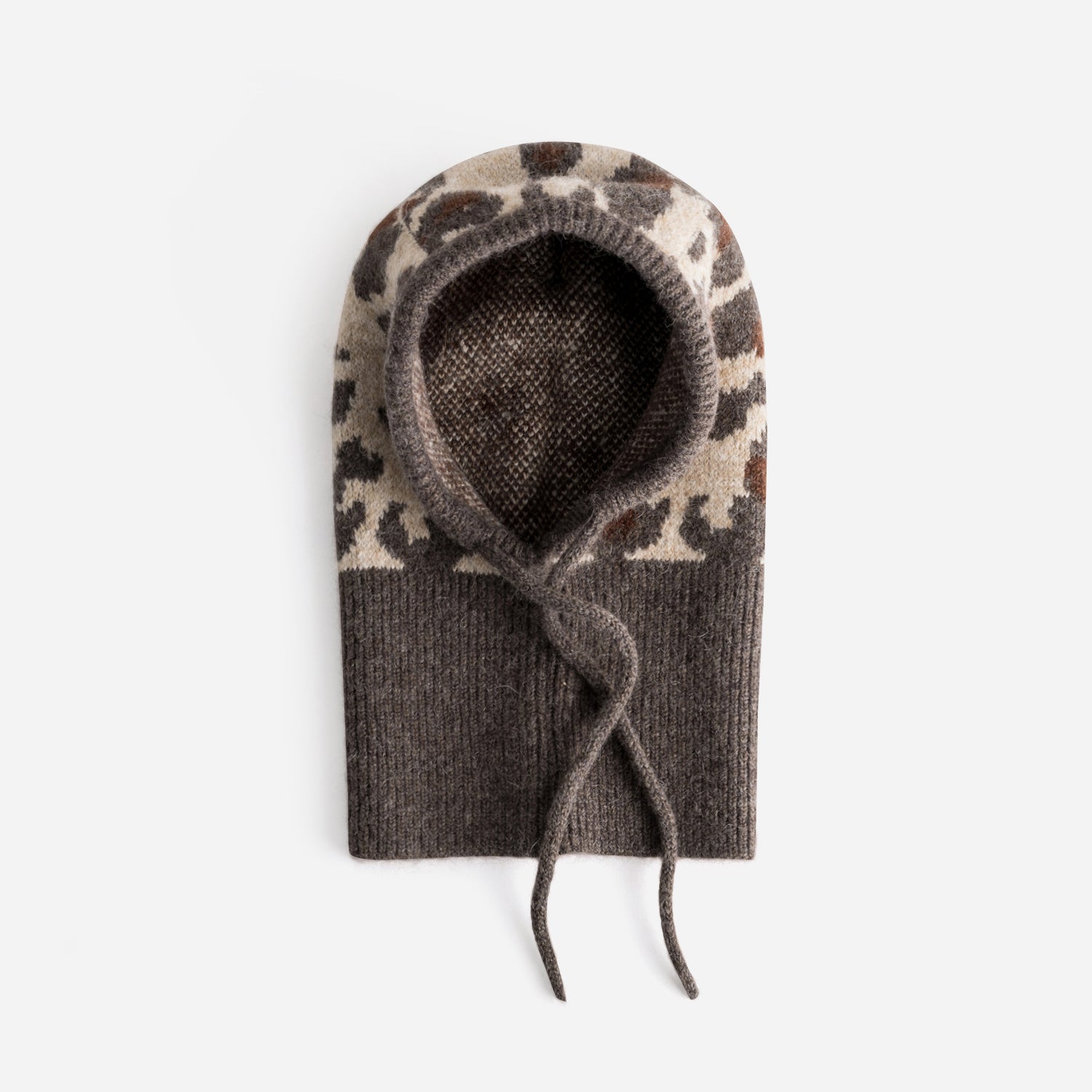 Cagoule marron tricot motif léopard