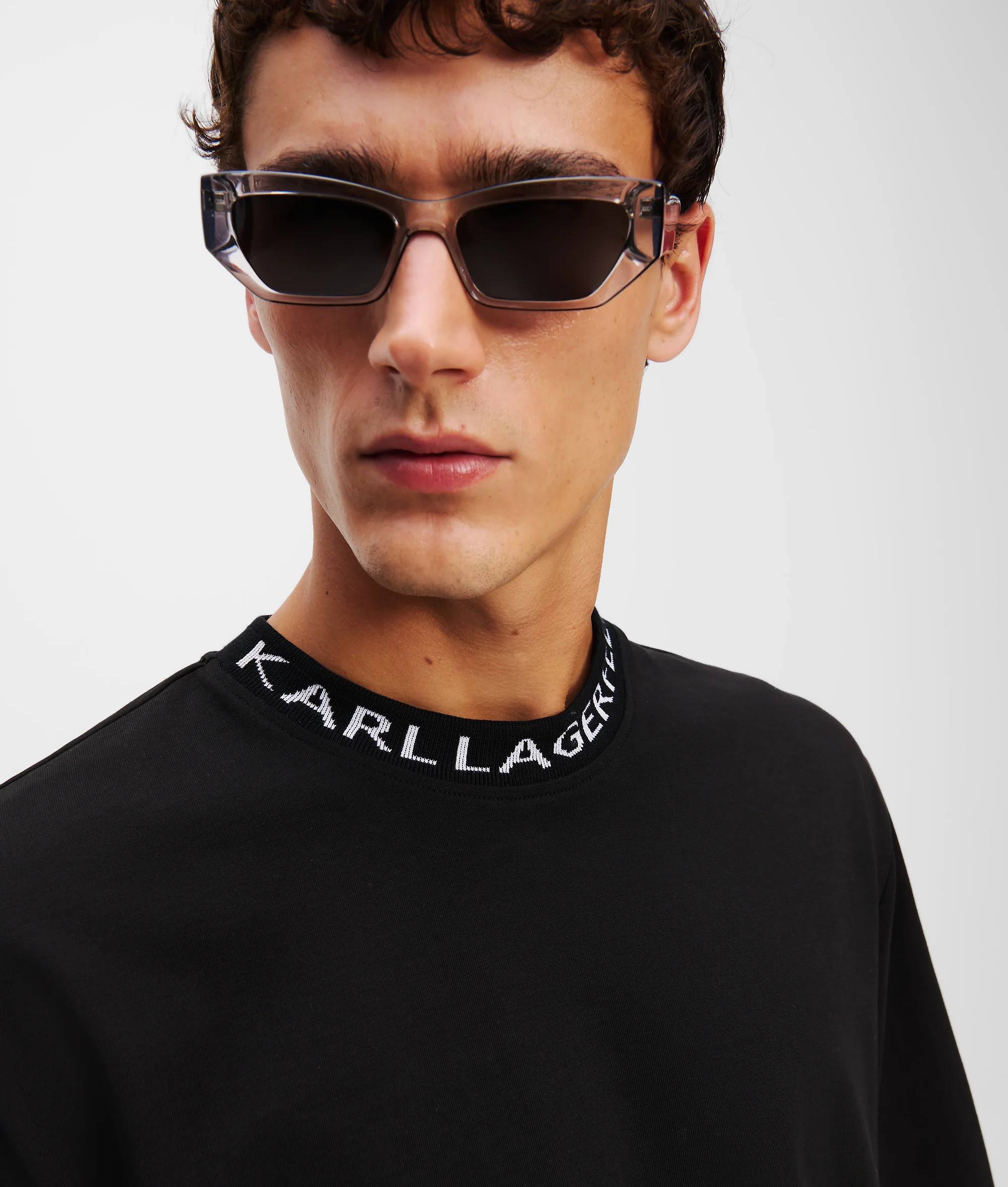 T-SHIRT À LOGO