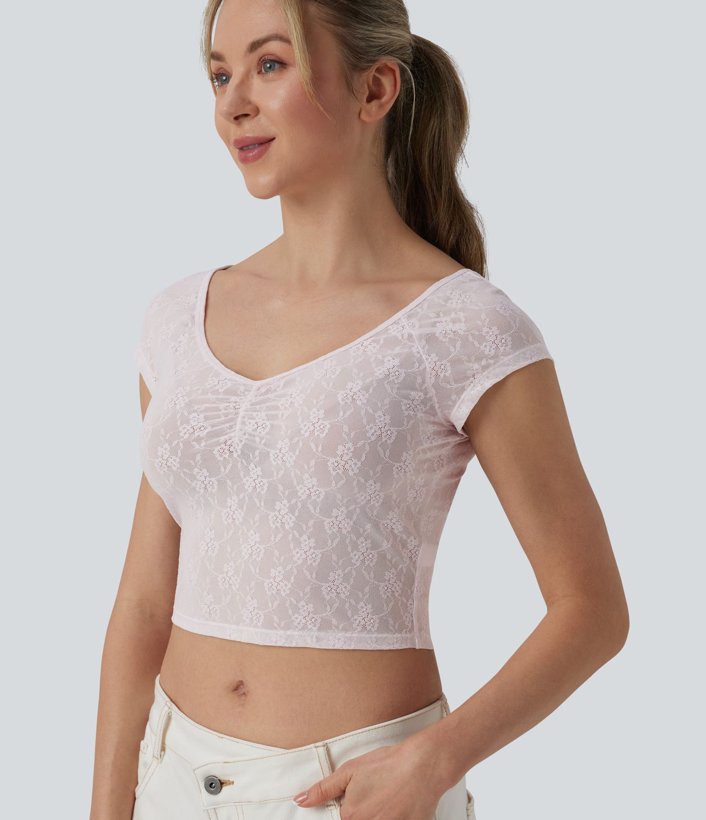 T-shirt casual court col cœur manches courtes en dentelle