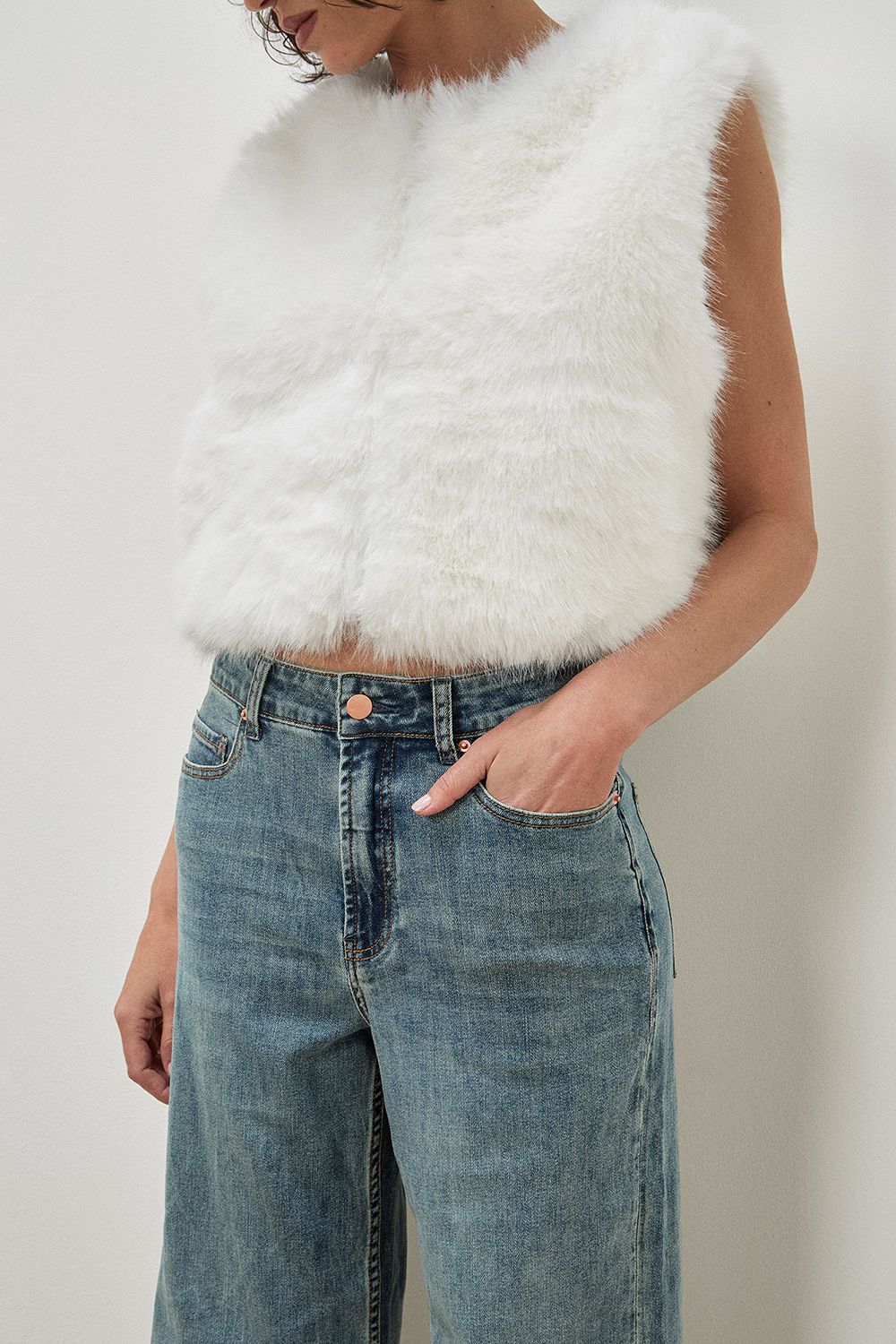 Apricot Elisa Soft Stretch Straight Leg Jeans