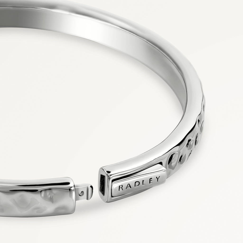 Beaton Close - Hammer Effect Bangle