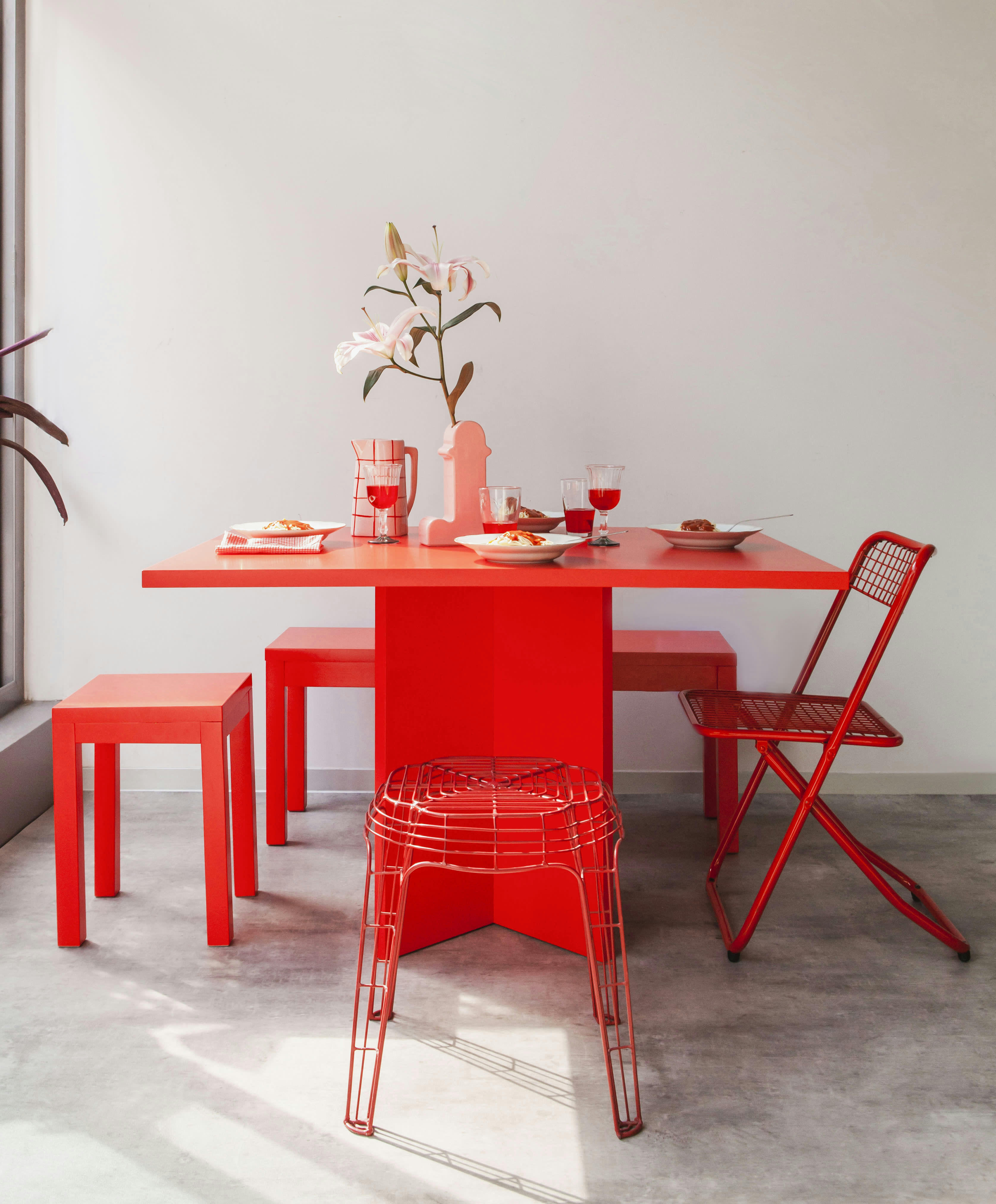 BLOCKIE-MATILDA - Table à manger rectangulaire laquée en MDF de 3cm Rouge Flamme  90x120