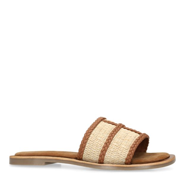 Cognac raffia slippers