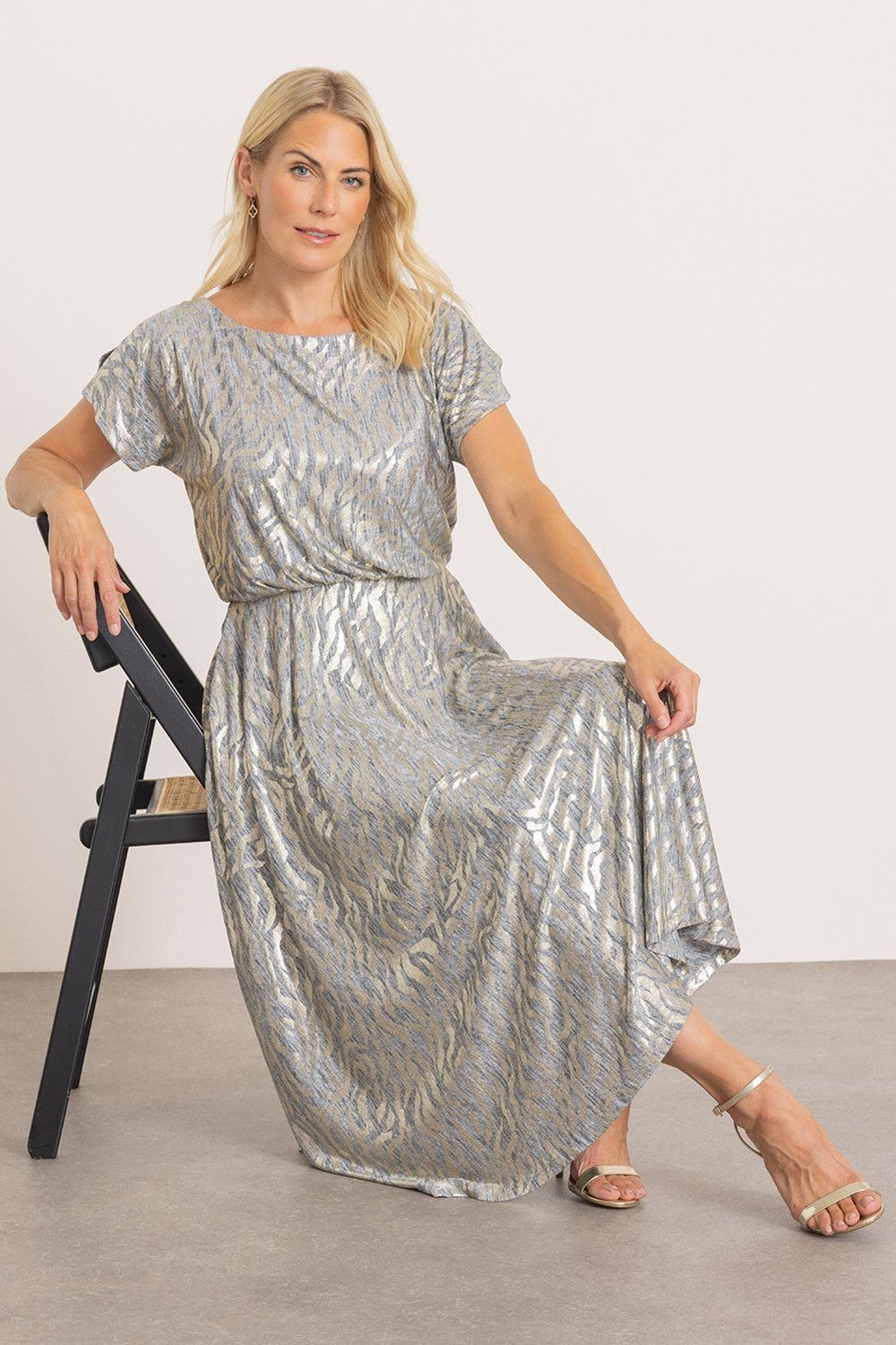 Klass. Shimmer Animal Print Midi Dress