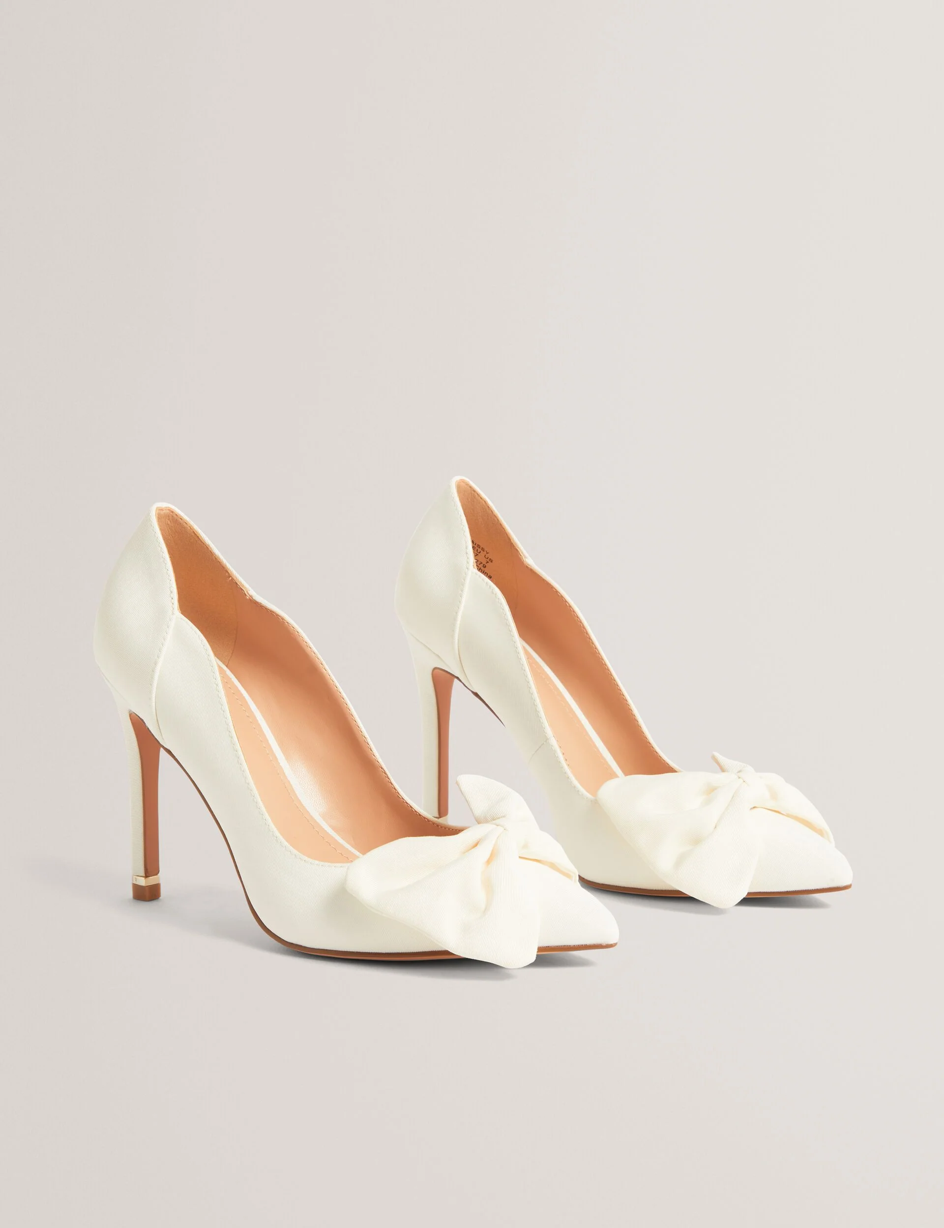 LAISSY | IVORY