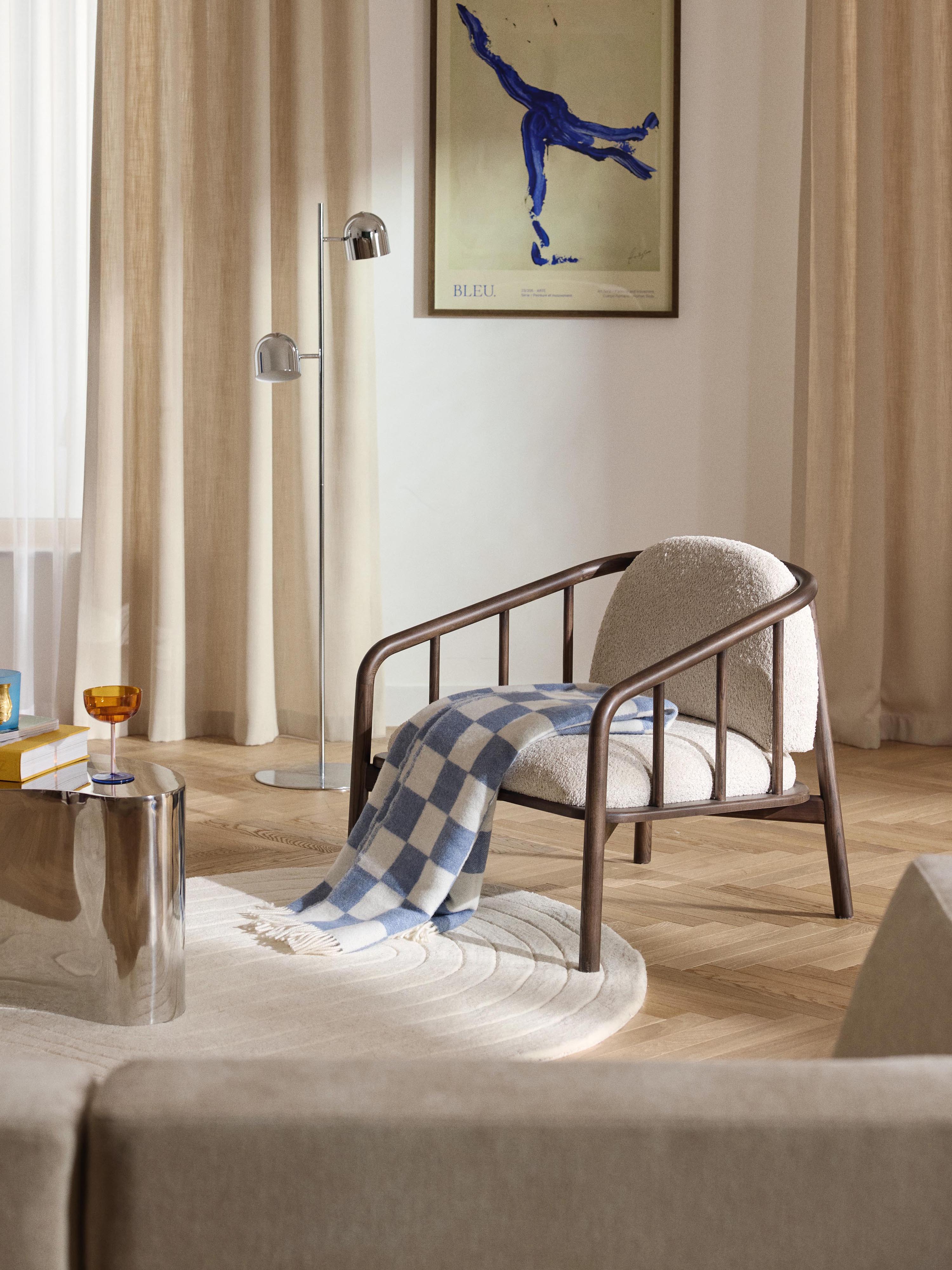 Loungesessel Balin aus Eschenholz mit Teddy-Polsterung