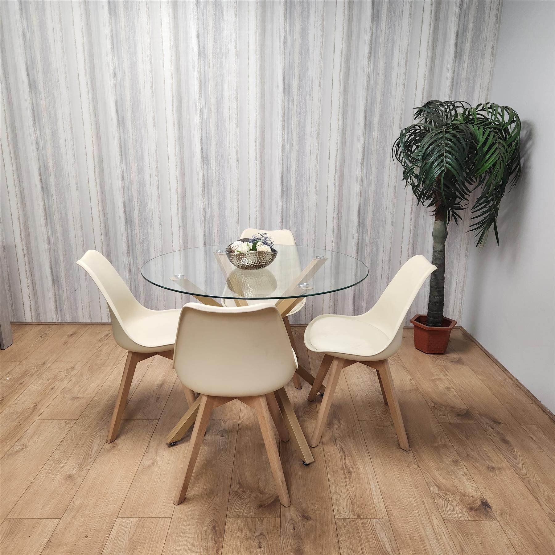 KOSY KOALA Kosy Koala Round Glass Dining Table Set With 4 Cream Plastic Chairs Dining Room Furniture