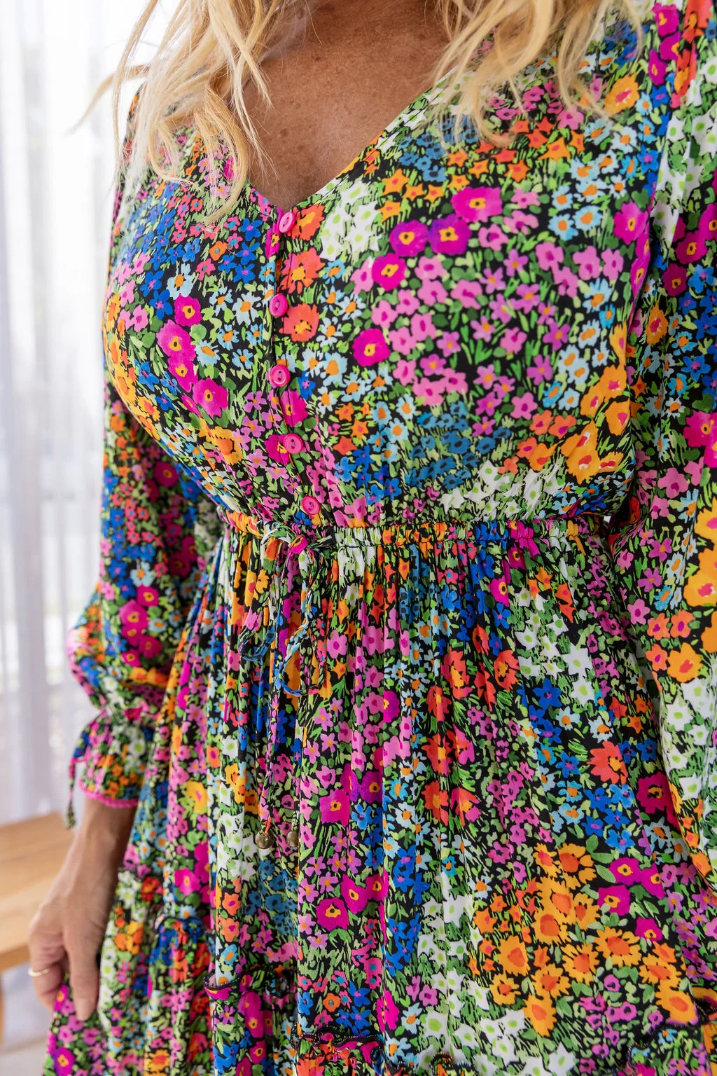 Cici Maxi Dress in Flower Field Dawn