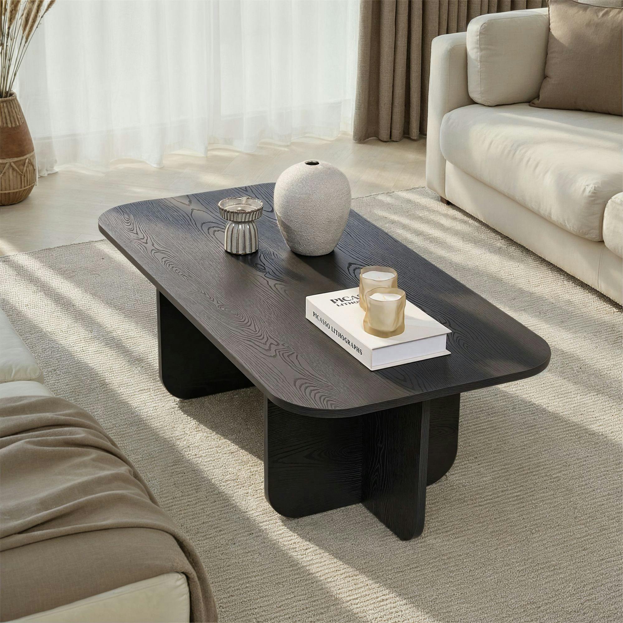 Table basse rectangulaire effet bois noir bords ronds MARFA