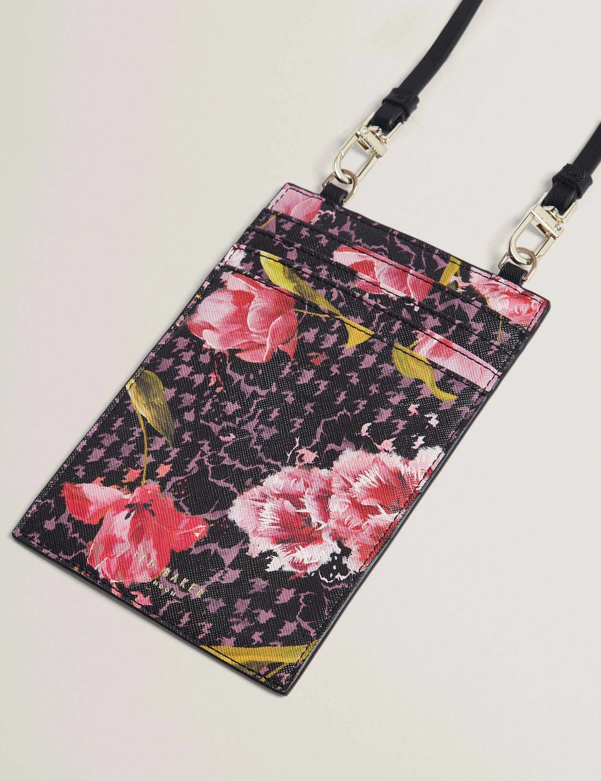 TULSAH | BLACK