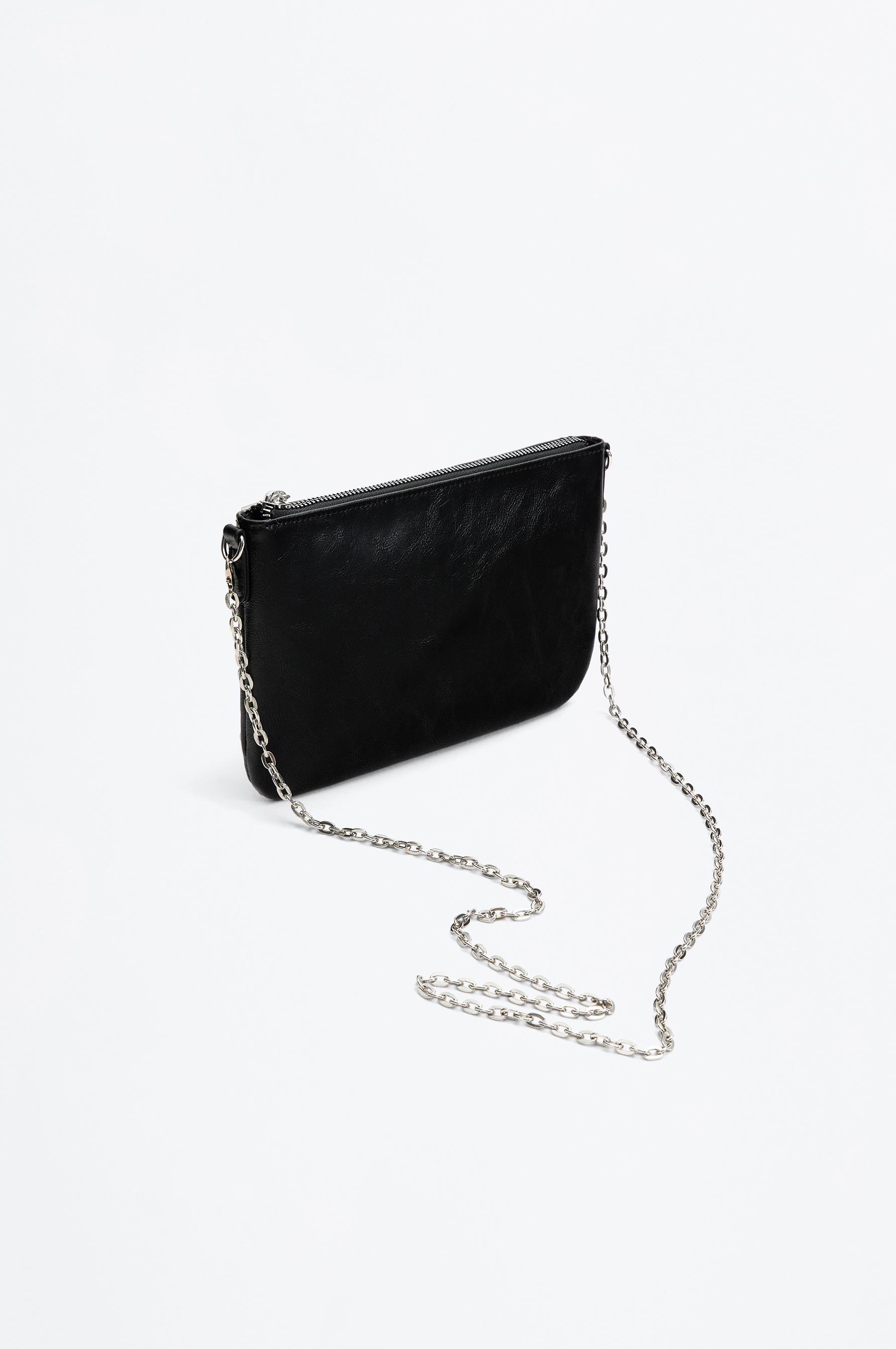 Bolso bandolera detalle tachas