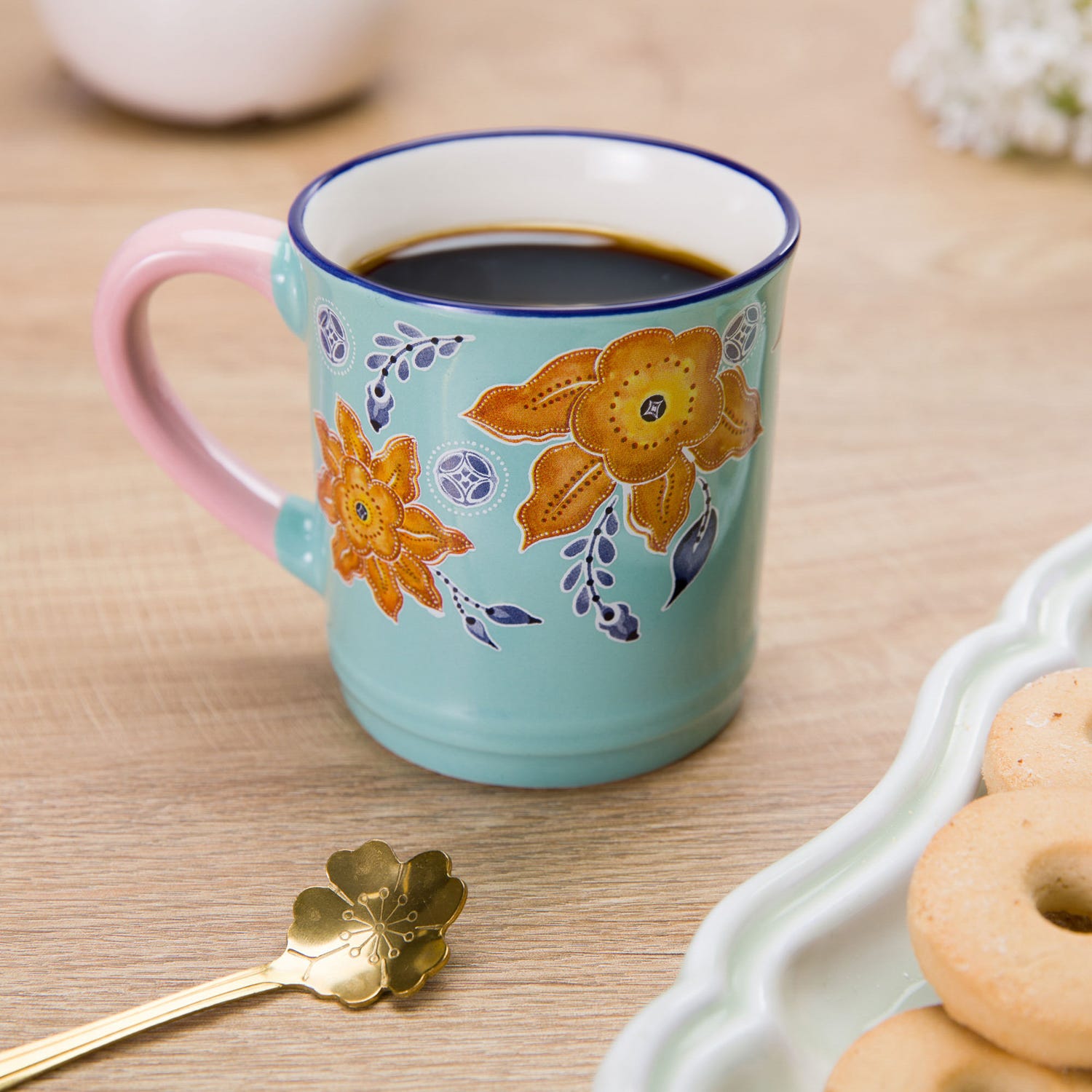 Tazza mug fiori 310 ml in porcellana arancione e azzurra