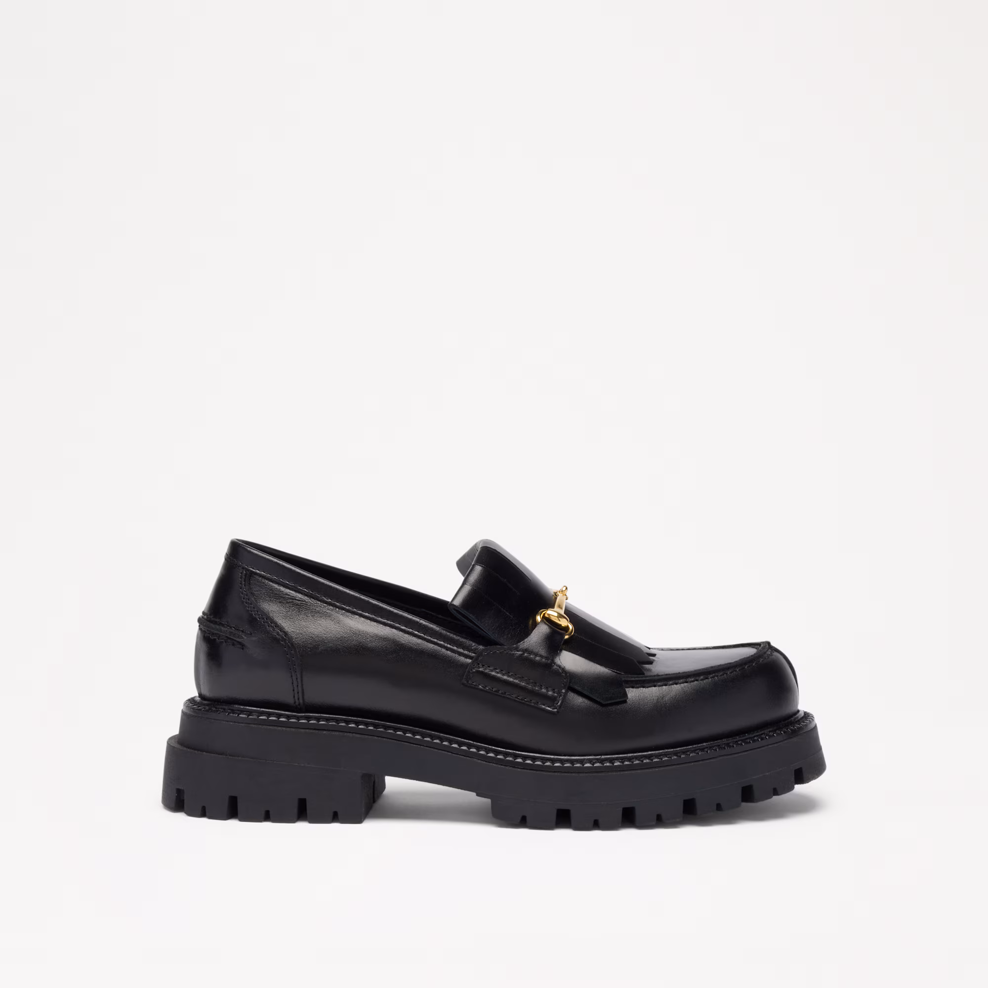 Mossley<br>Chunky Fringe Loafer